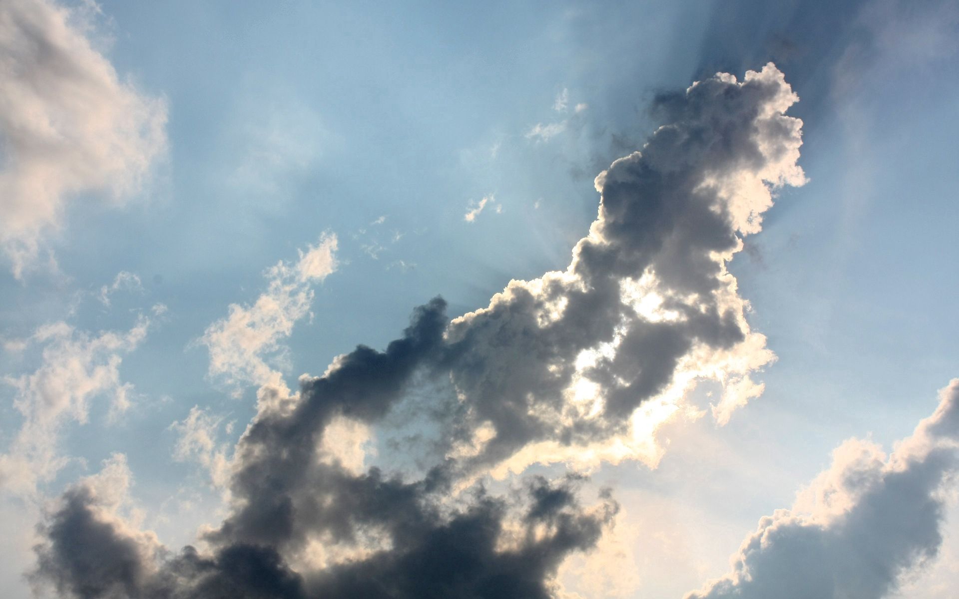 Baixe gratuitamente a imagem Natureza, Céu, Nuvens, Feixes, Raios, Sombra, Sol na área de trabalho do seu PC
