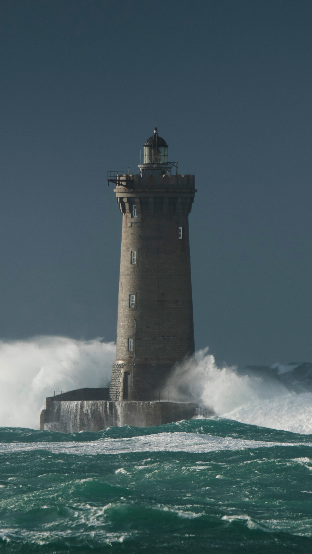 Download mobile wallpaper Building, Horizon, Ocean, Lighthouse, Man Made for free.