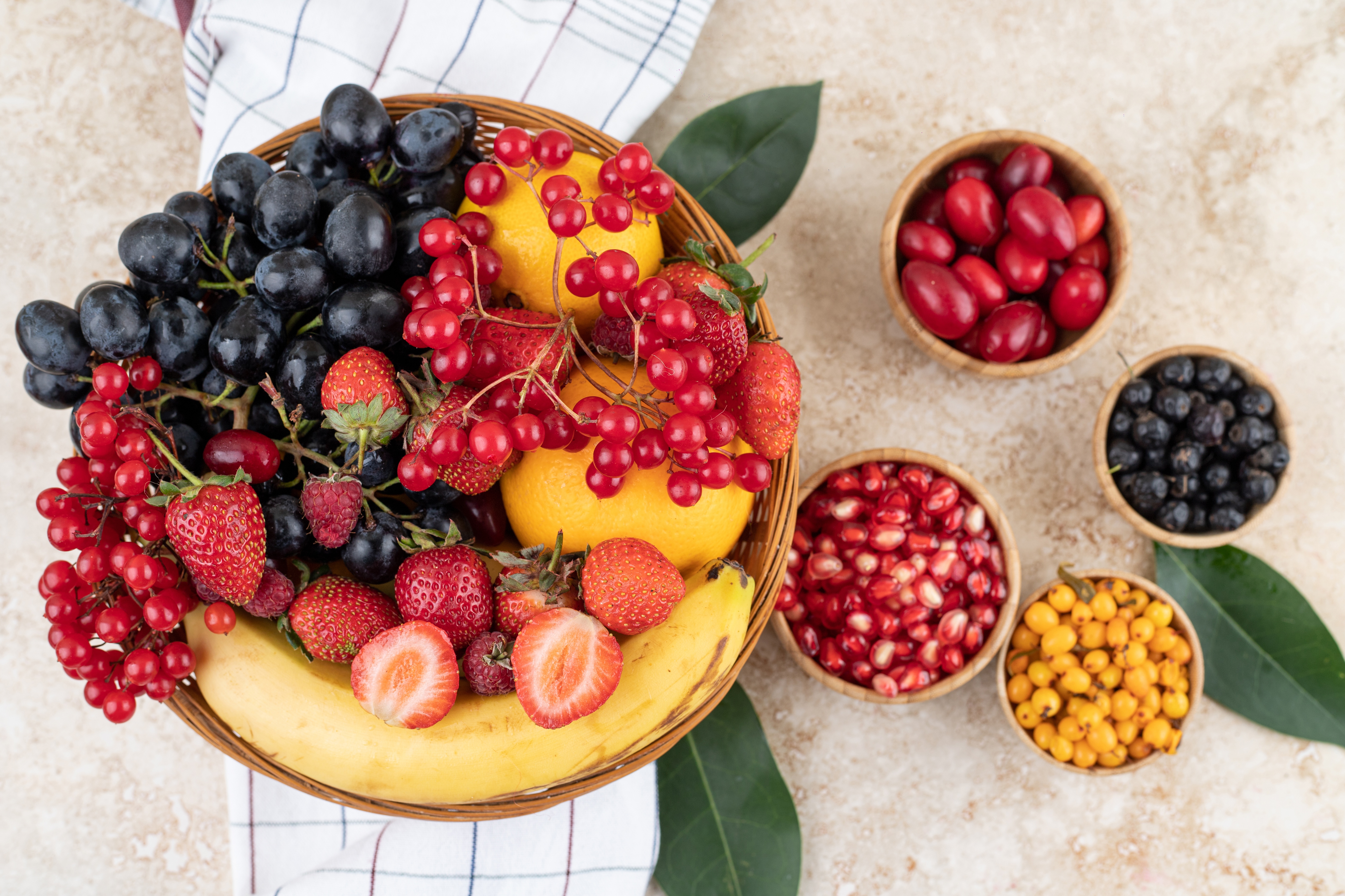 Free download wallpaper Fruits, Food, Still Life, Berry, Fruit on your PC desktop