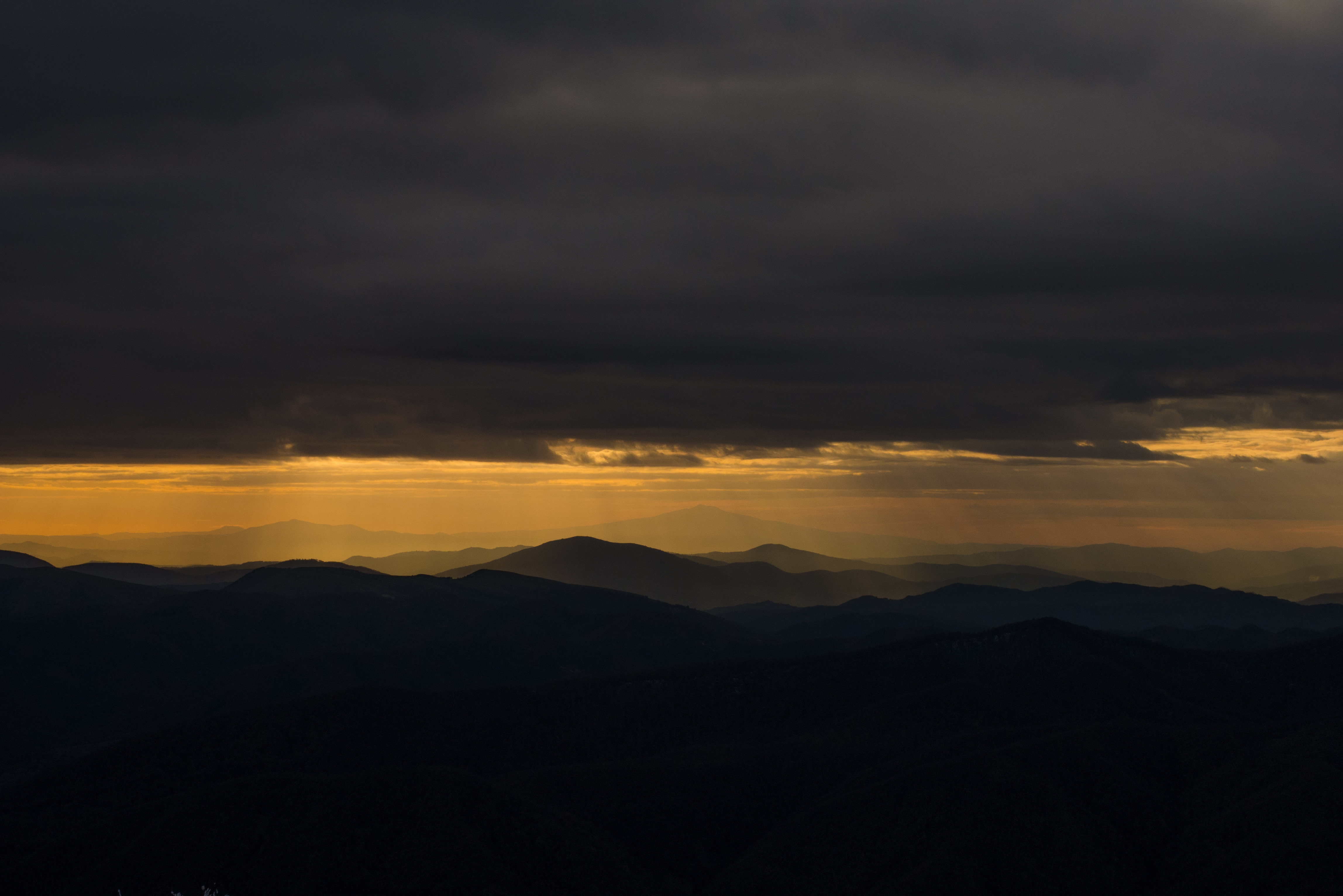 dark, mainly cloudy, nature, mountains, night, clouds, horizon, overcast