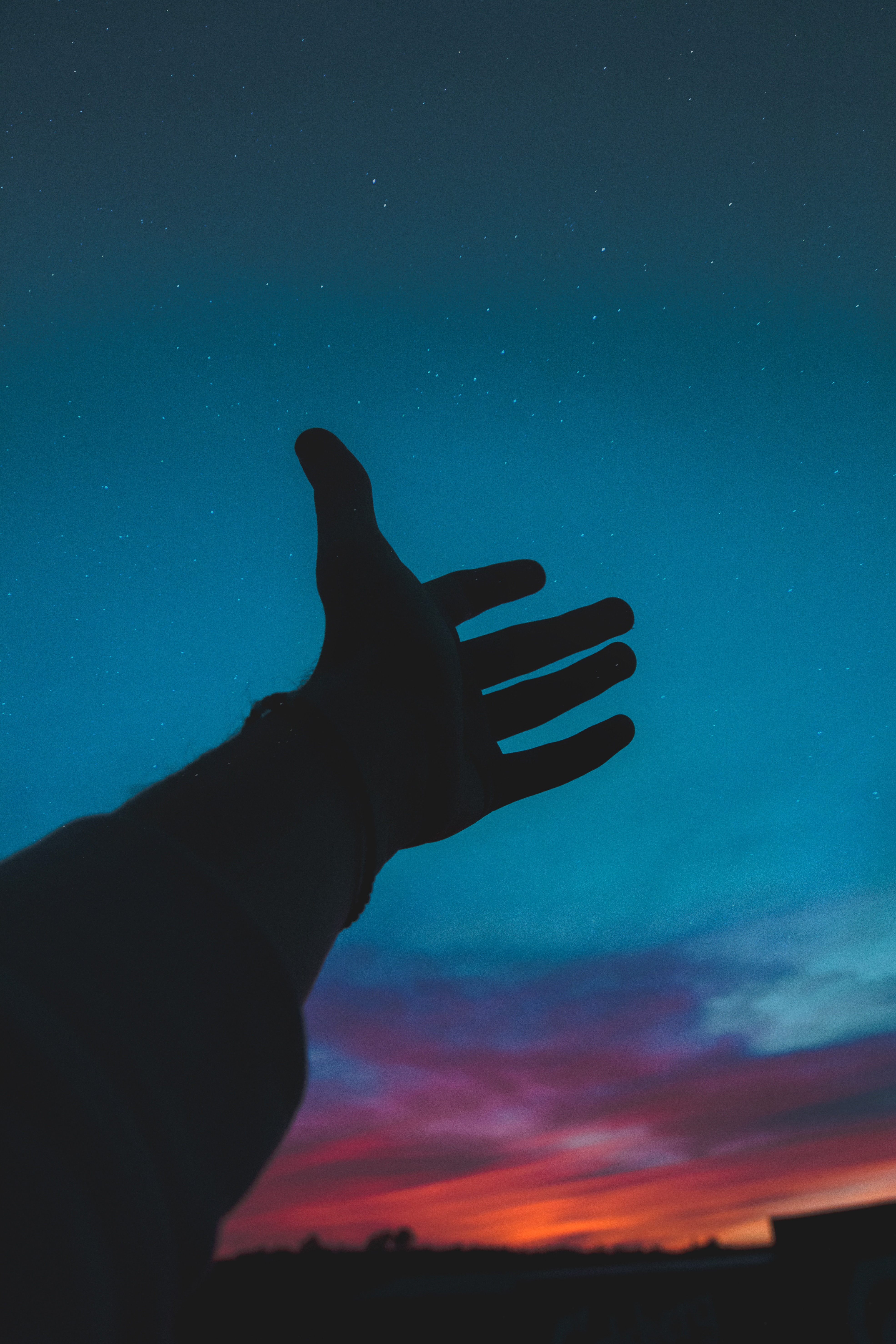 Download mobile wallpaper Sky, Hand, Silhouette, Dark for free.