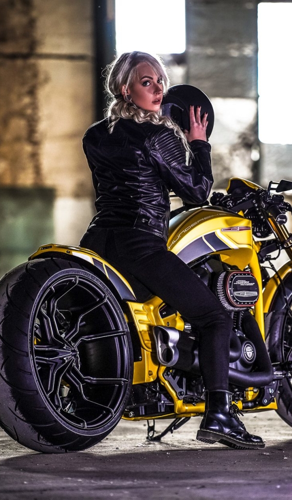 Téléchargez des papiers peints mobile Harley Davidson, Femmes, Moto Personnalisée, Coutumes De Thunderbike, Filles Et Motos gratuitement.