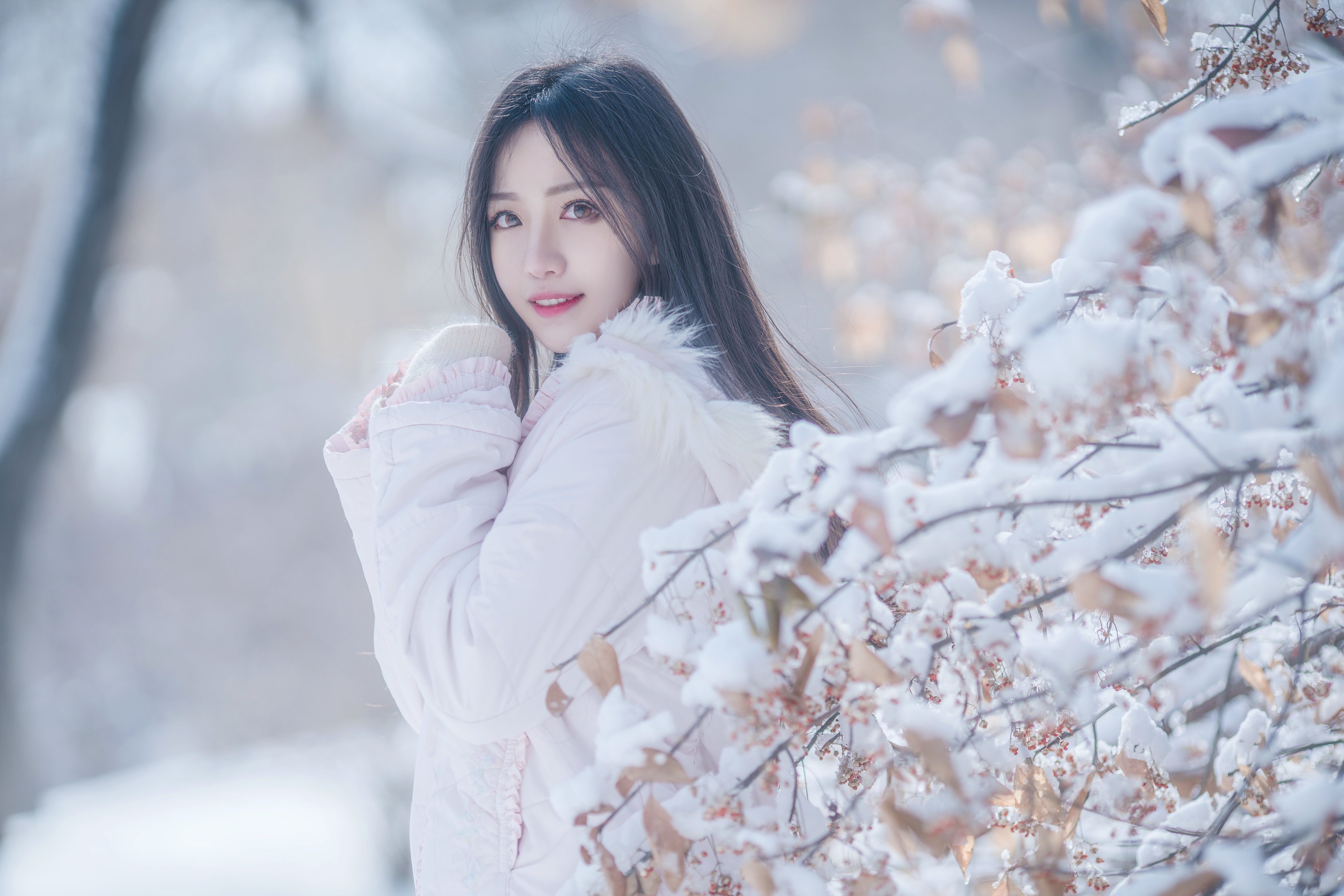 Free download wallpaper Winter, Snow, Model, Women, Asian, Black Hair on your PC desktop