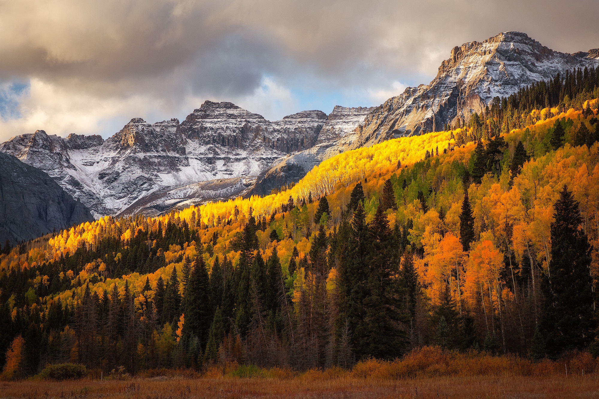 Descarga gratis la imagen Naturaleza, Otoño, Montaña, Bosque, Tierra/naturaleza en el escritorio de tu PC