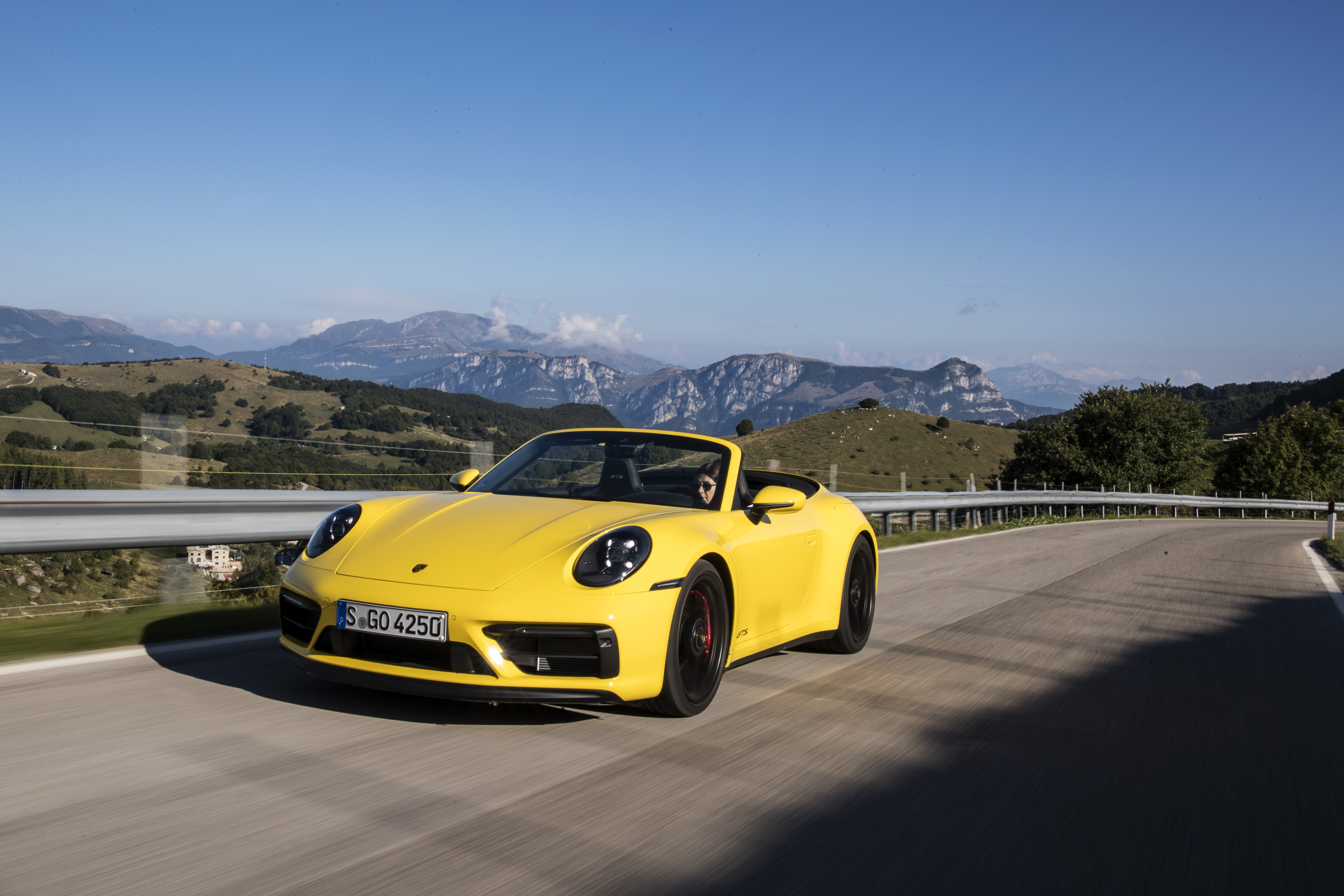 Handy-Wallpaper Porsche, Porsche 911, Cabriolet, Fahrzeuge, Porsche 911 Carrera Gts kostenlos herunterladen.