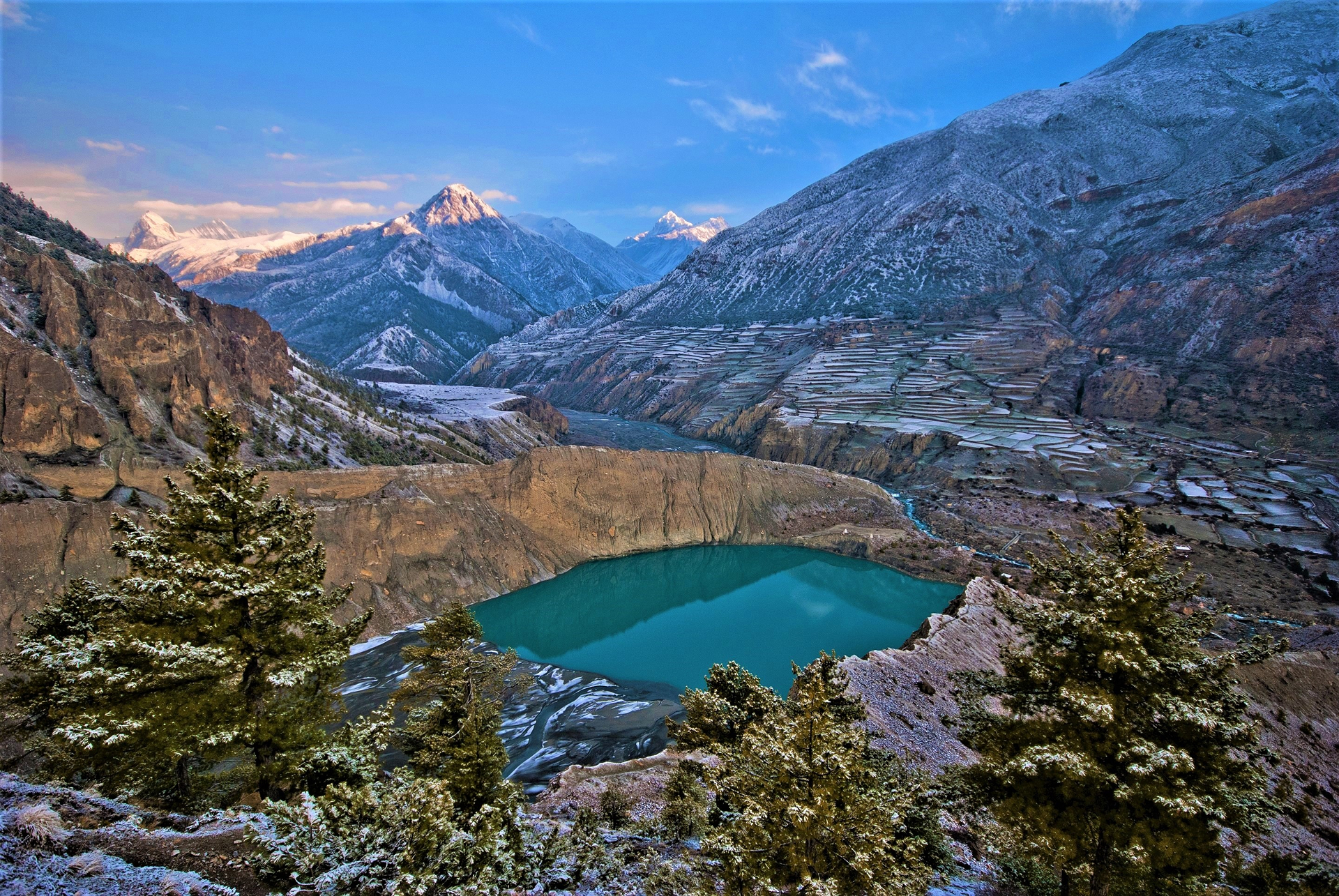 440399 descargar fondo de pantalla tierra/naturaleza, lago, parque nacional banff, canadá, cañón, montaña, lagos: protectores de pantalla e imágenes gratis
