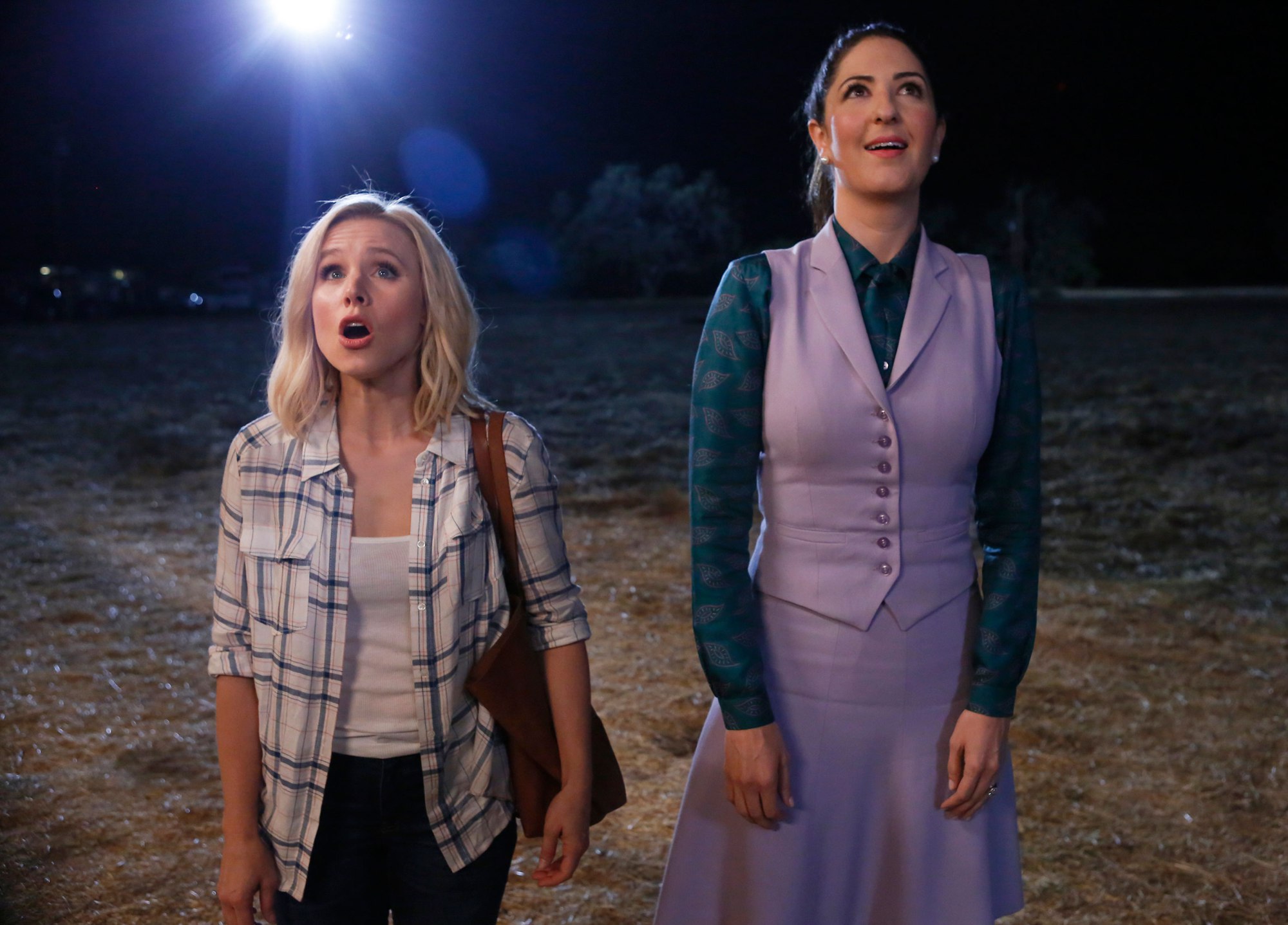 tv show, the good place, d'arcy carden, eleanor shellstrop, janet (the good place), kristen bell