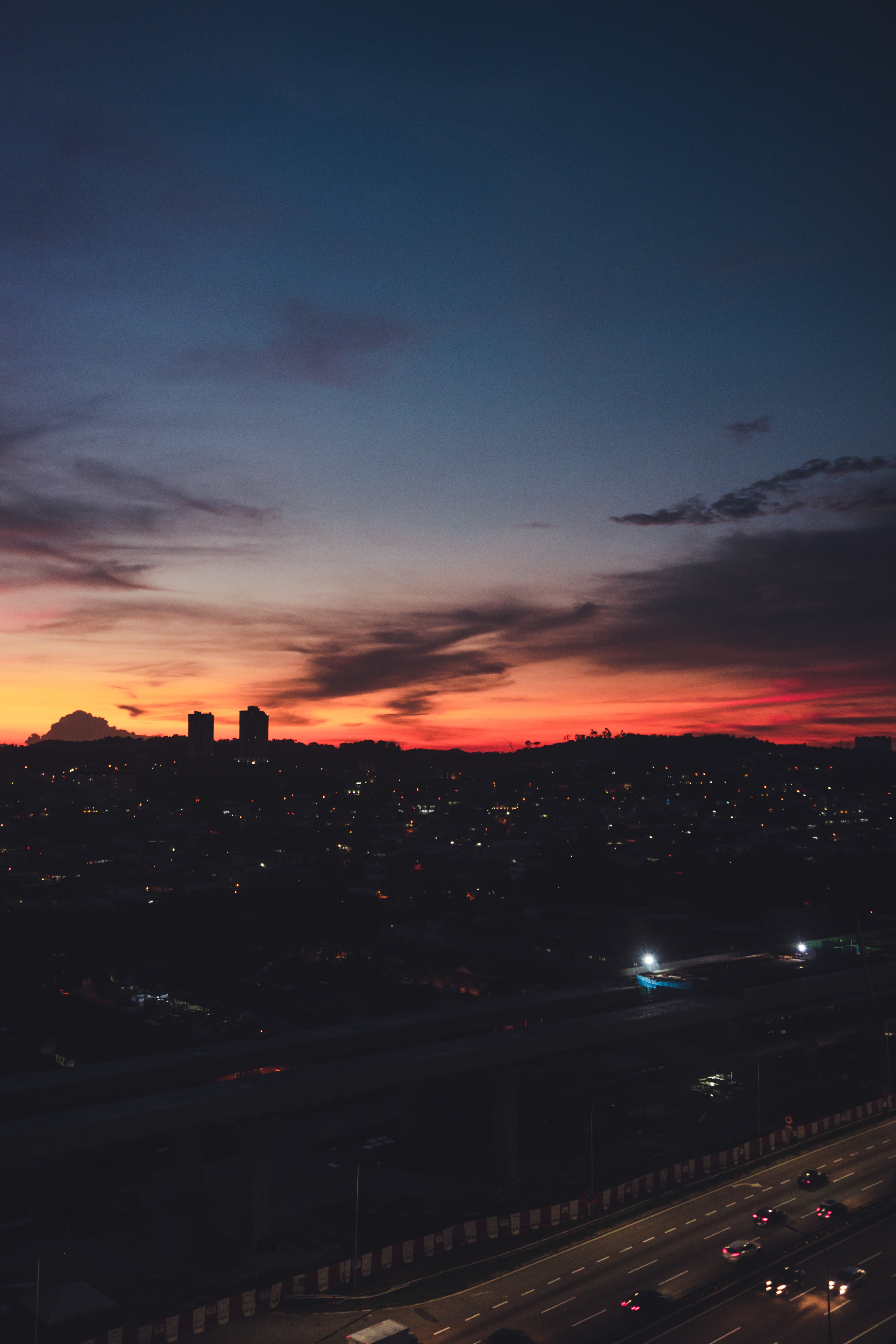 Download mobile wallpaper Dusk, Horizon, Twilight, View From Above, Night City, Dark for free.