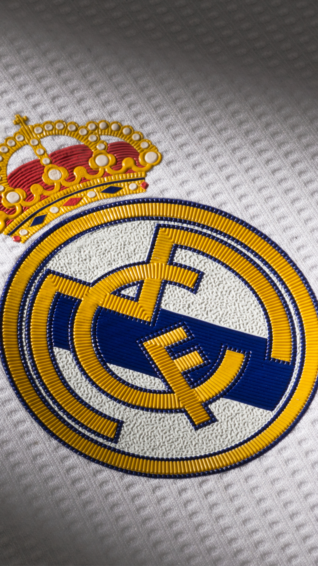 Download mobile wallpaper Sports, Logo, Emblem, Soccer, Real Madrid C F for free.