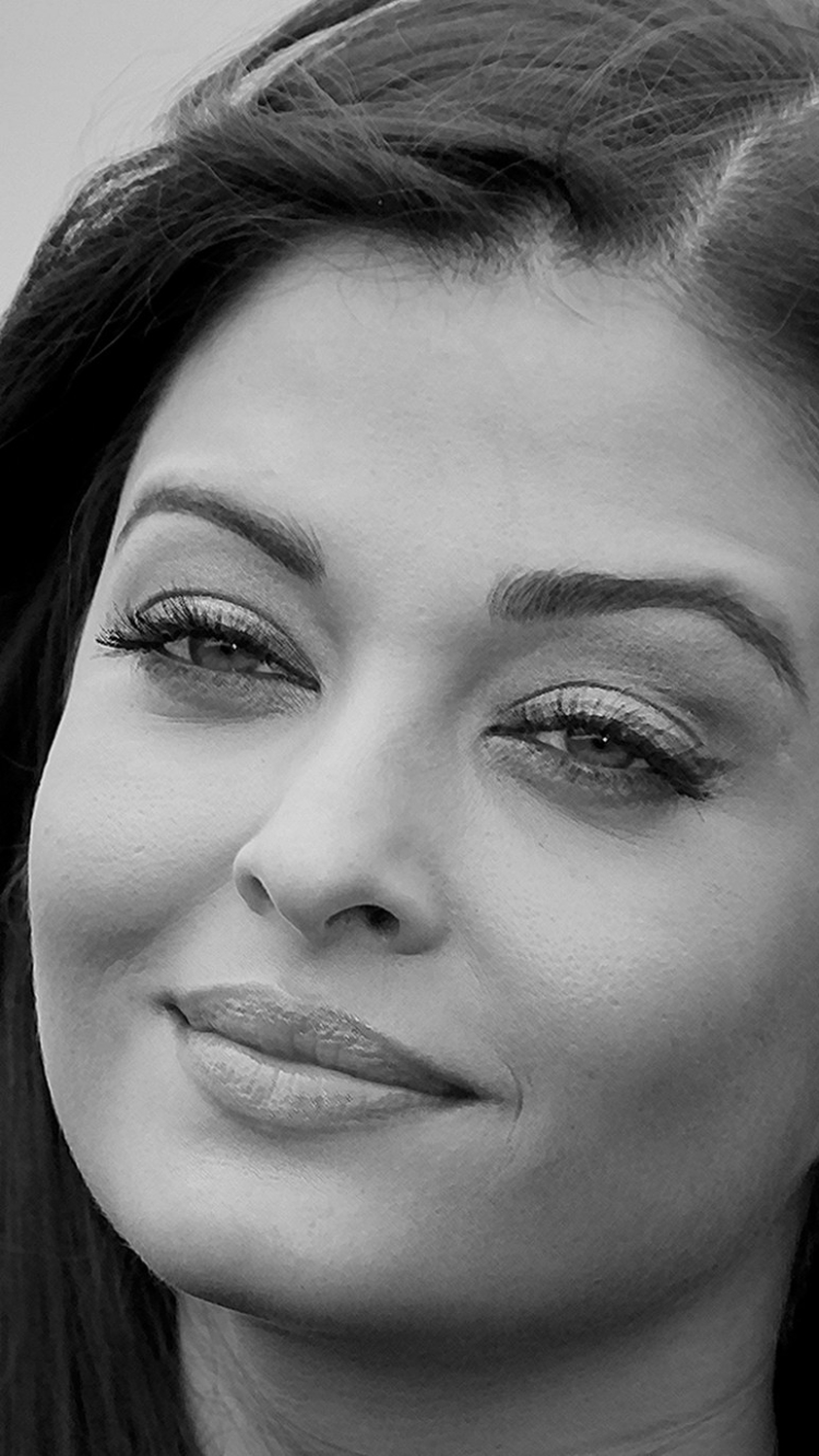 Download mobile wallpaper Face, Celebrity, Black & White, Aishwarya Rai for free.