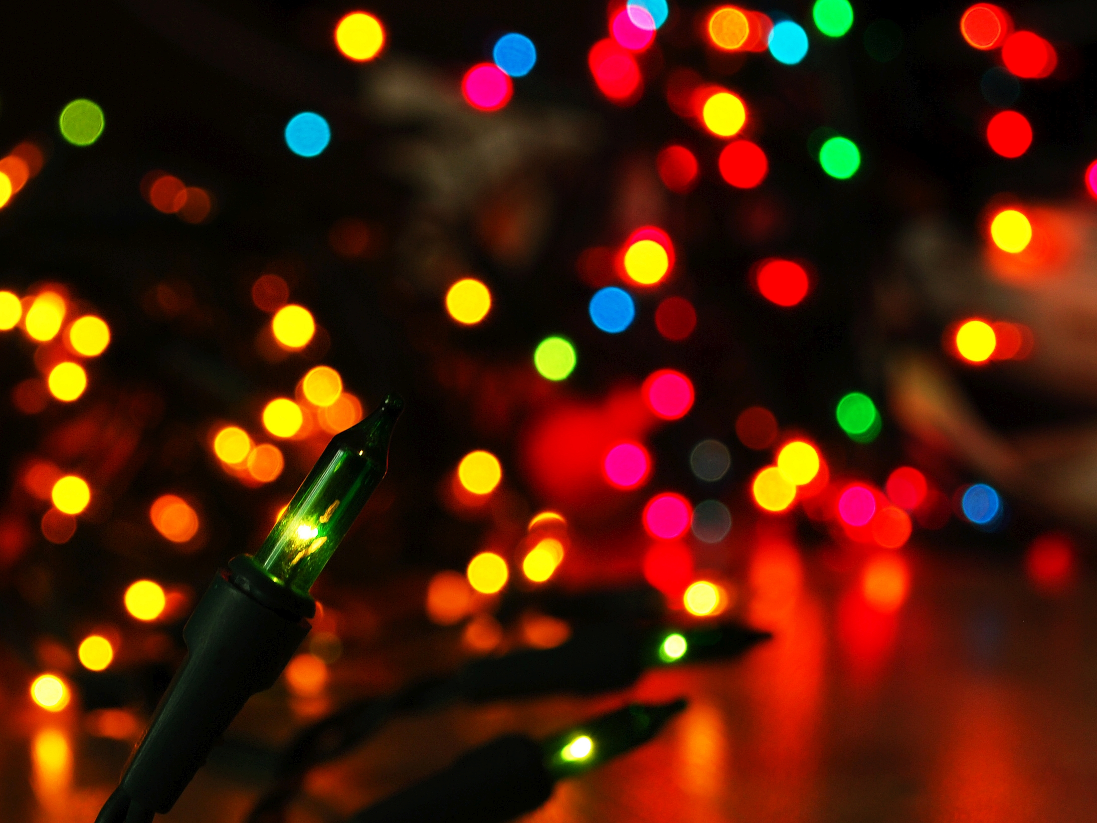Free download wallpaper Christmas, Holiday, Christmas Lights on your PC desktop