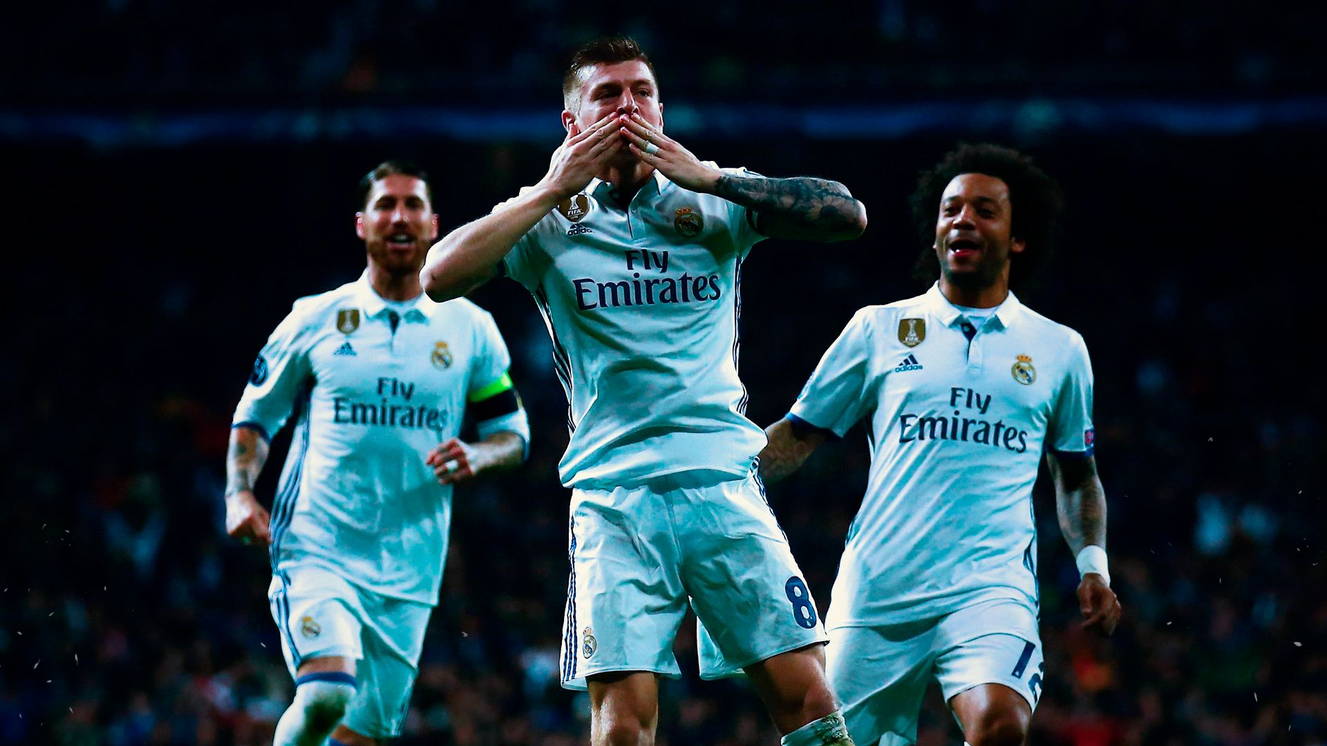 Handy-Wallpaper Sport, Fußball, Real Madrid Cf, Toni Kroos kostenlos herunterladen.