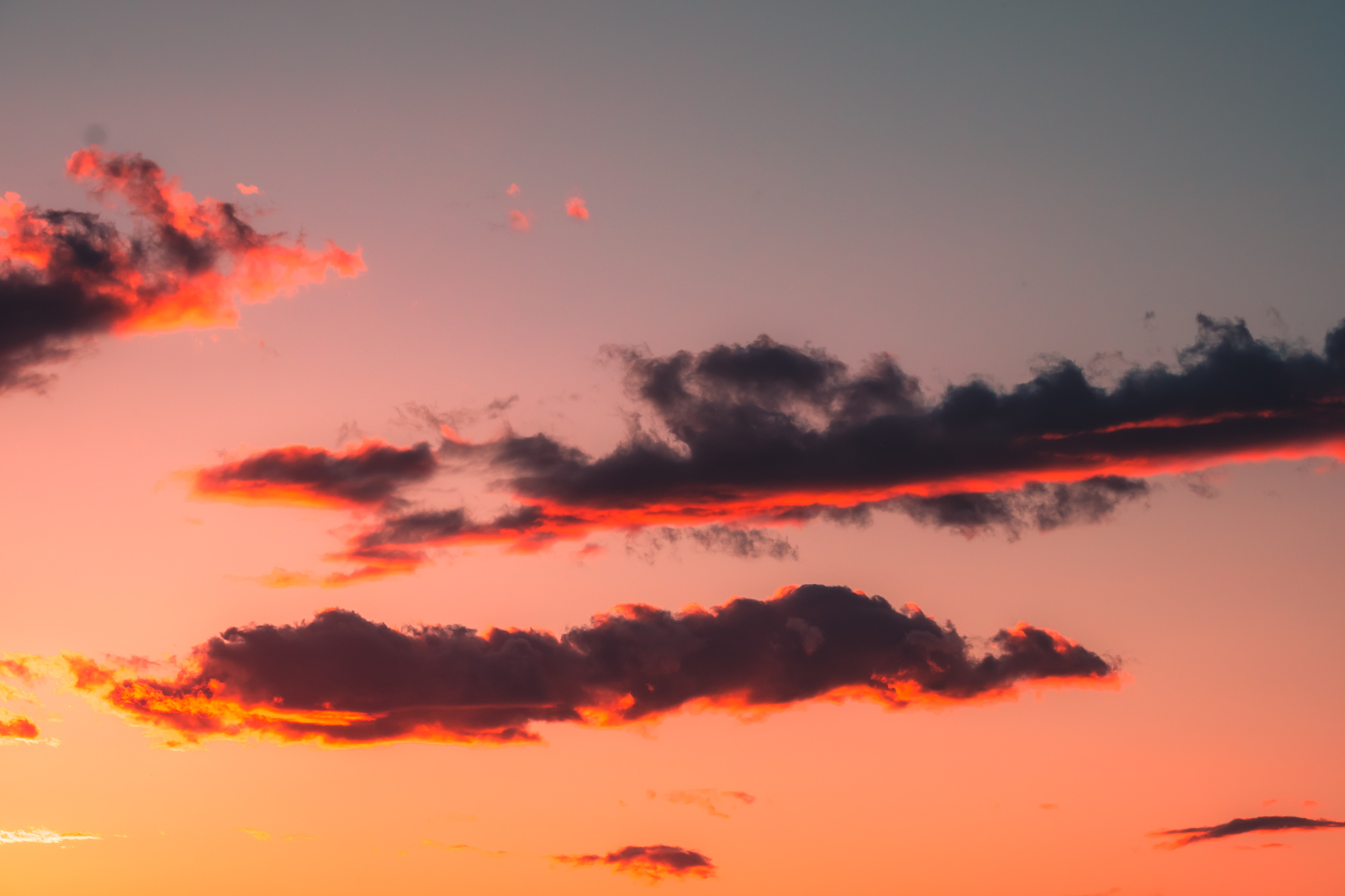 Handy-Wallpaper Clouds, Schön, Natur, Sunset, Sky kostenlos herunterladen.