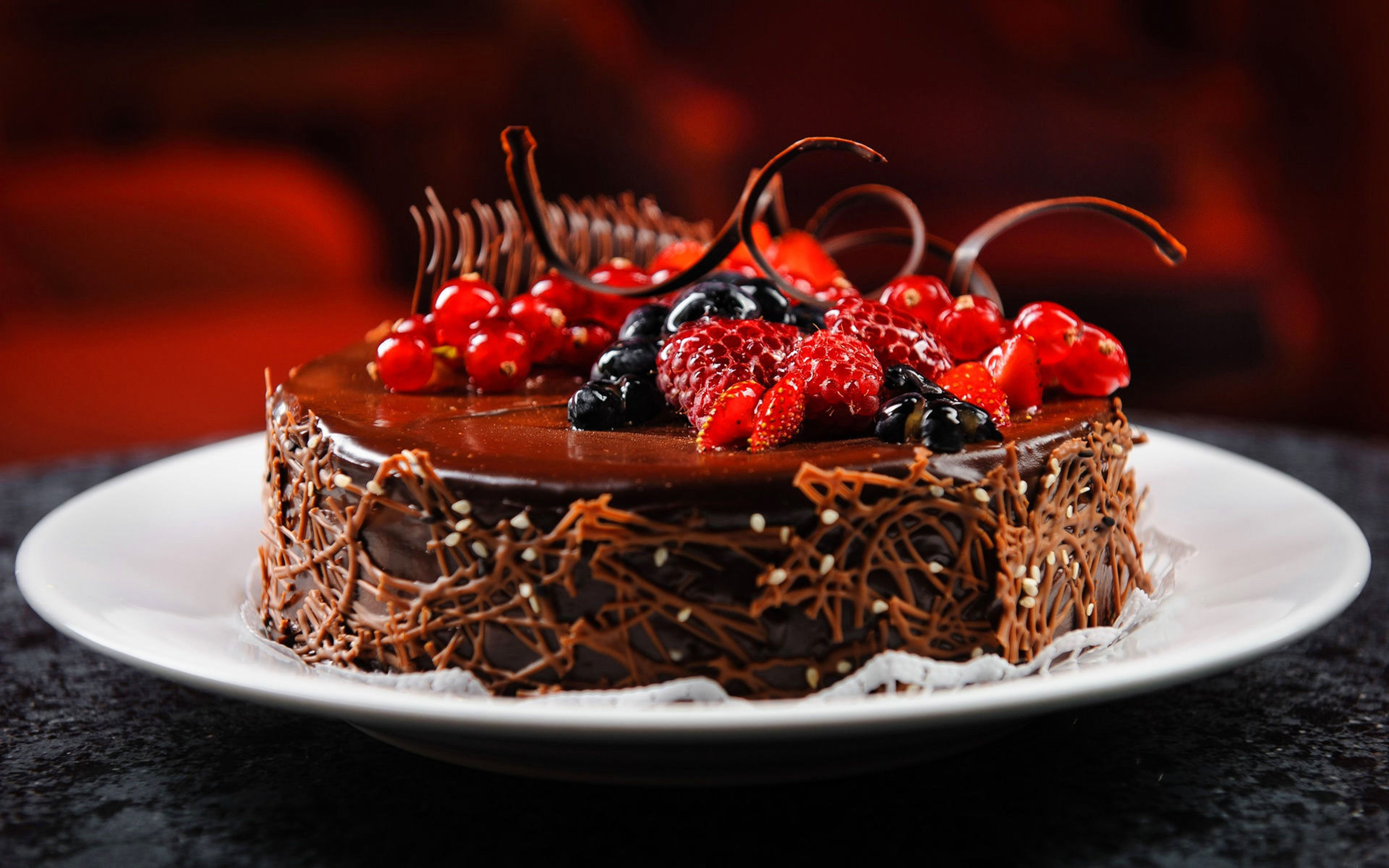 Download mobile wallpaper Food, Dessert, Chocolate, Cake, Berry for free.