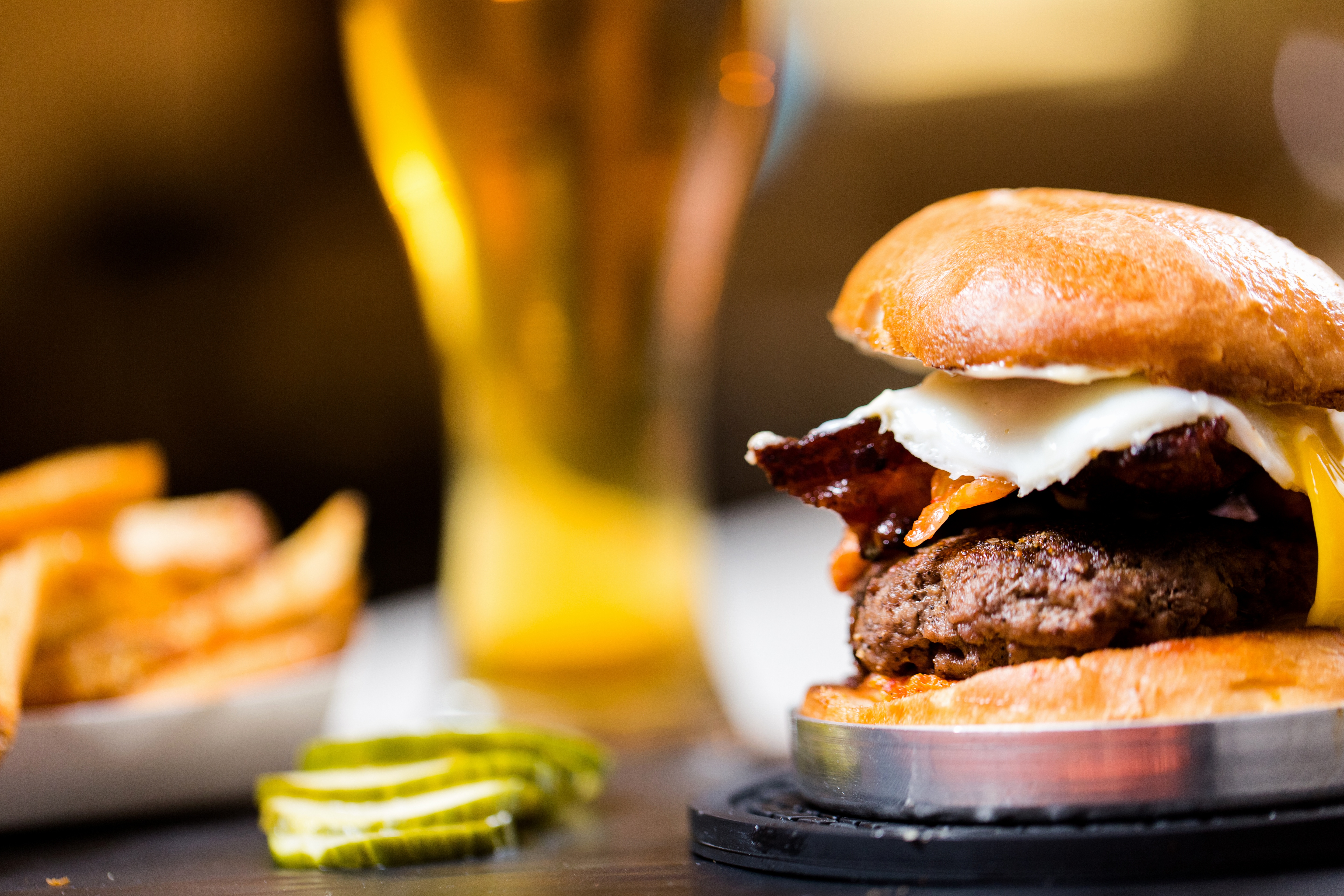 Téléchargez des papiers peints mobile Nourriture, Burger gratuitement.