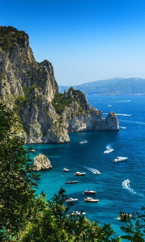 Téléchargez des papiers peints mobile Mer, Italie, Montagne, Côte, Océan, Bateau, Photographie, Véhicule gratuitement.