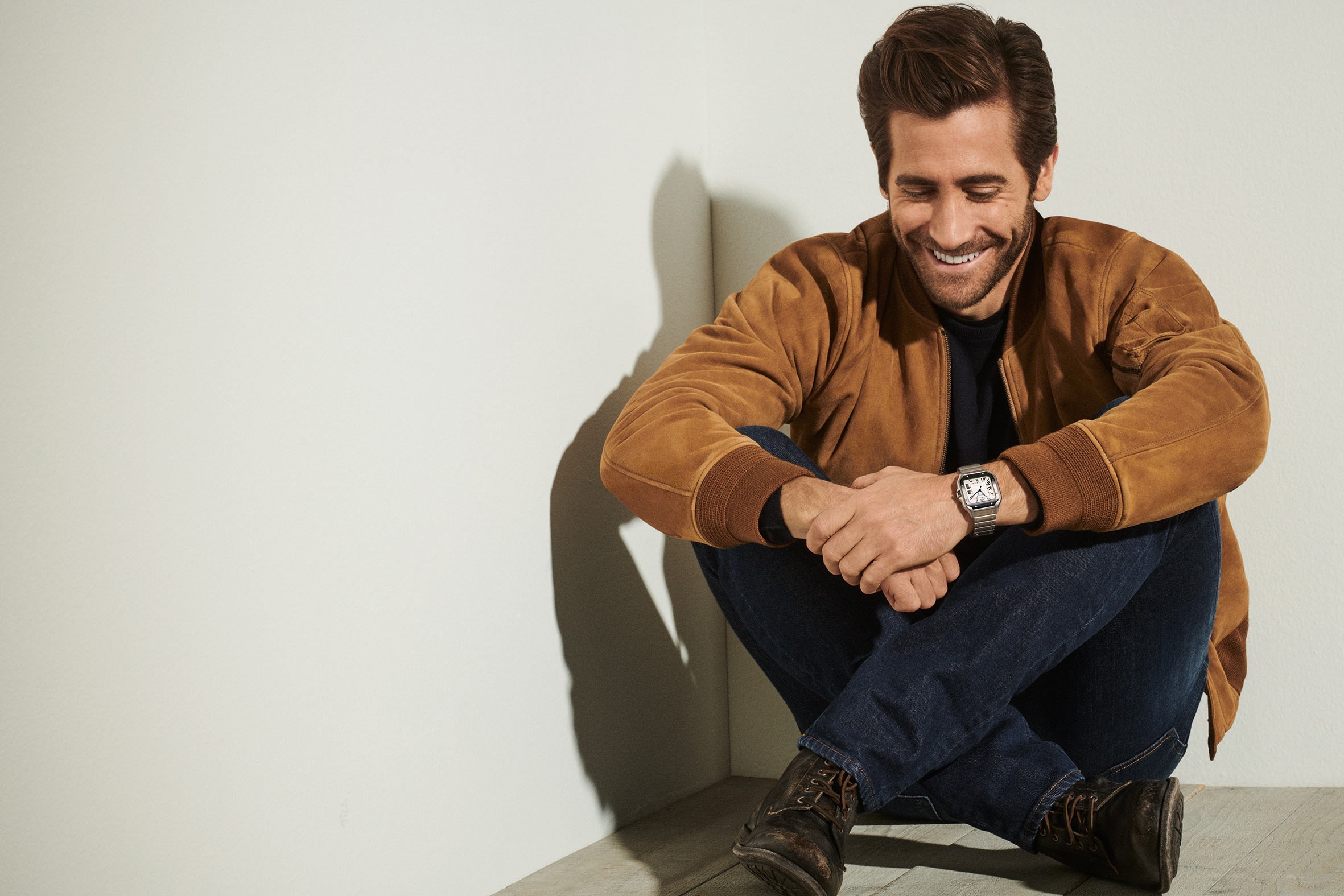 Download mobile wallpaper Jake Gyllenhaal, Smile, American, Celebrity, Actor for free.