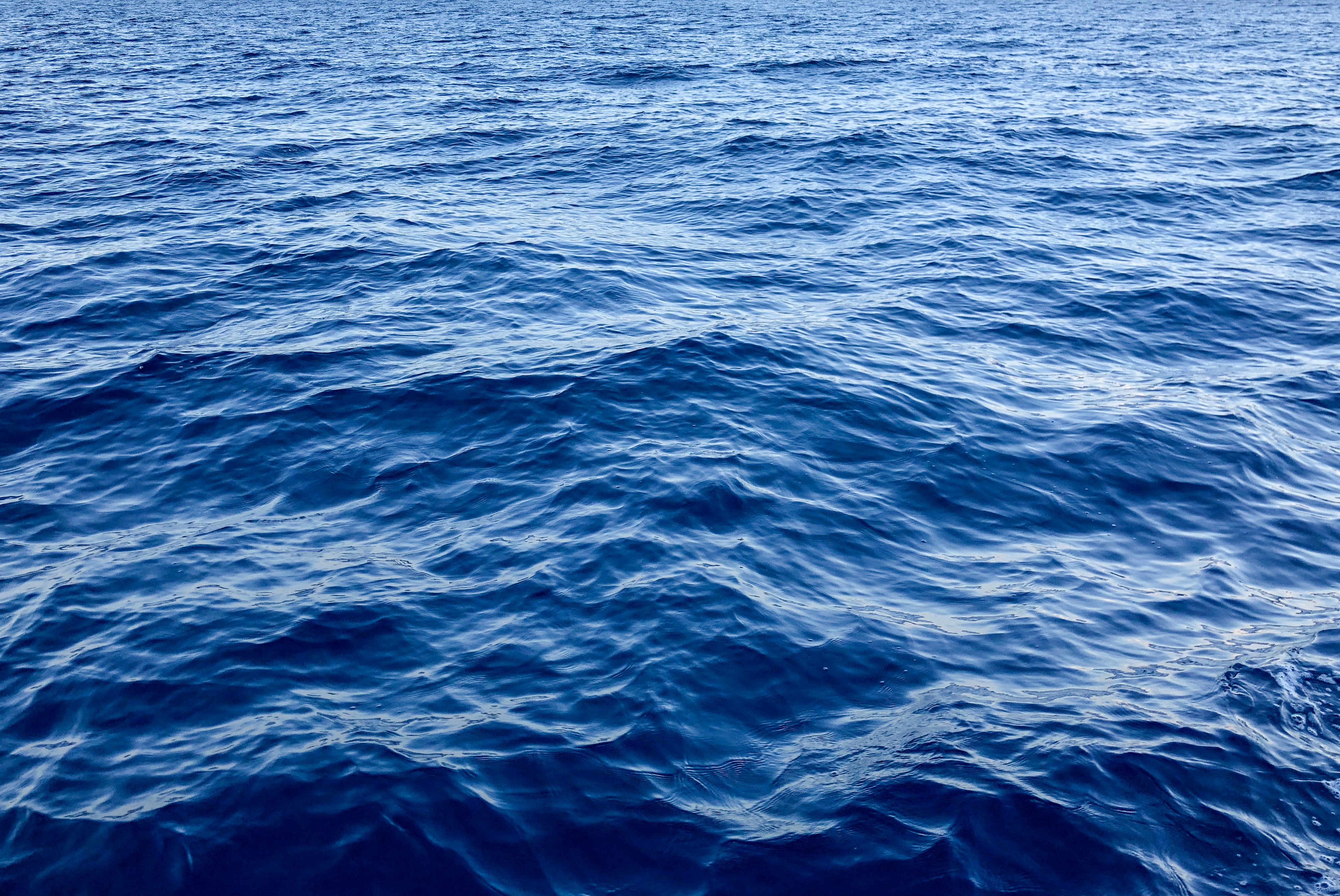 Download mobile wallpaper Glare, Waves, Distortion, Wavy, Water, Texture, Textures for free.