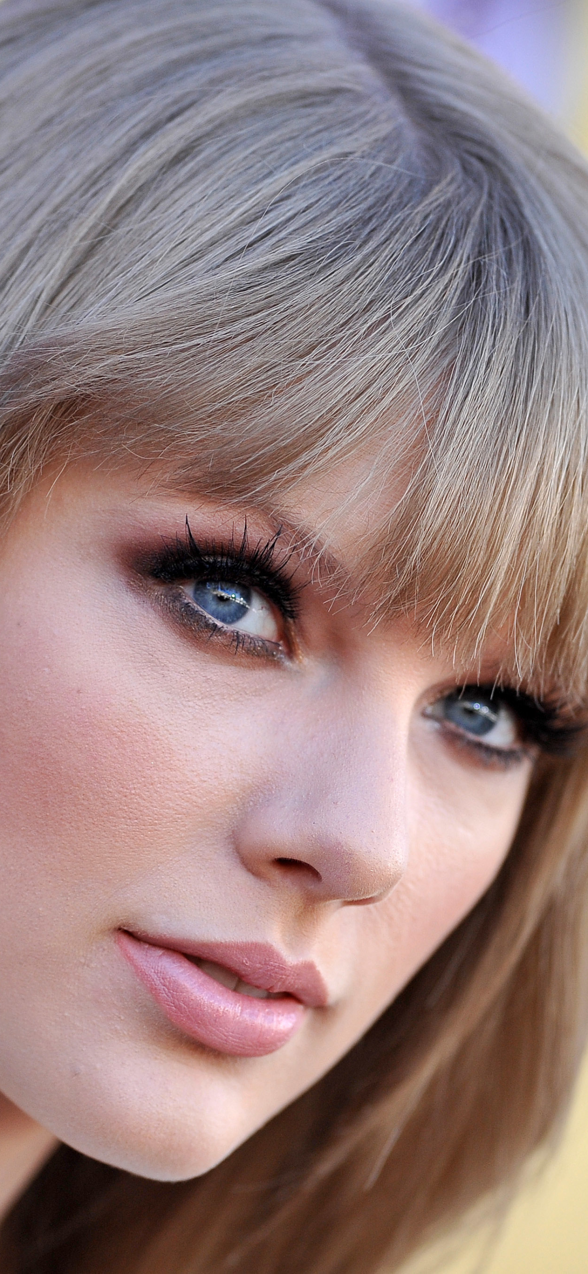 Download mobile wallpaper Music, Singer, Blonde, Face, Blue Eyes, American, Taylor Swift for free.