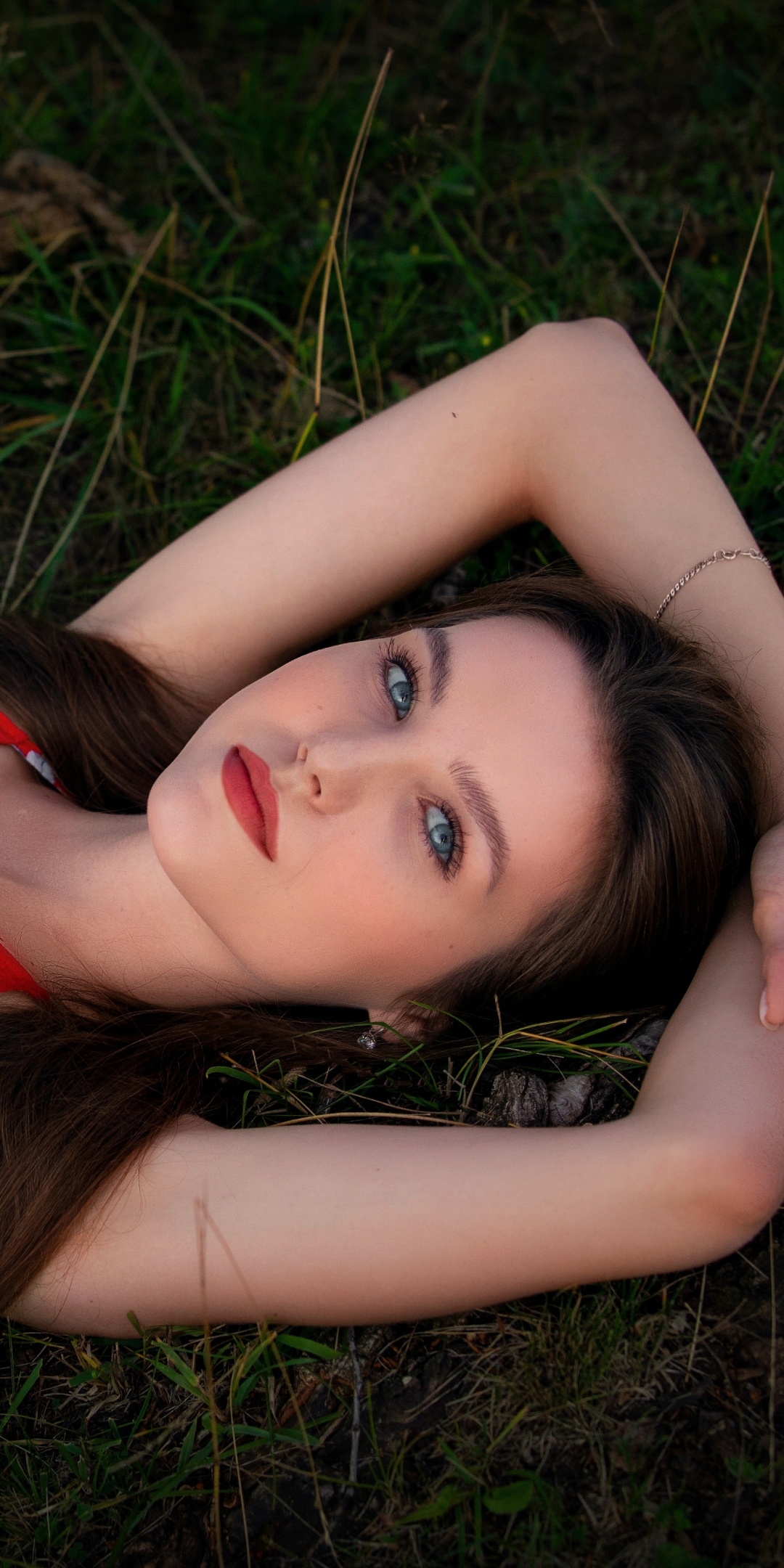 Download mobile wallpaper Brunette, Model, Women, Blue Eyes, Lipstick, Lying Down for free.