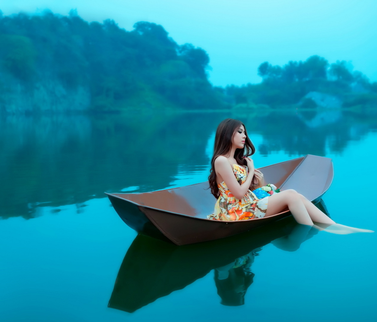 Free download wallpaper Water, Boat, Women, Asian on your PC desktop