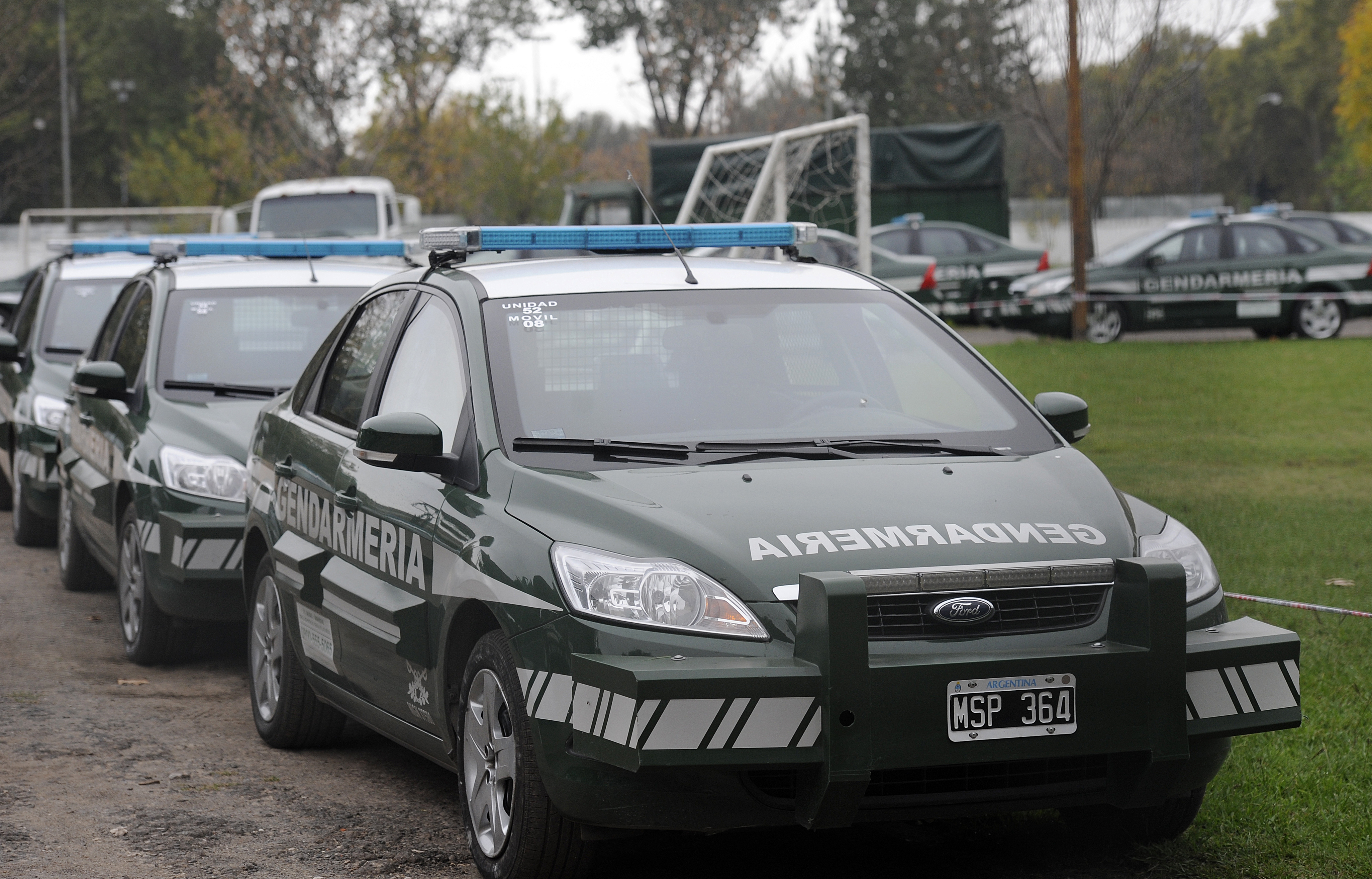 Handy-Wallpaper Polizei, Fahrzeuge kostenlos herunterladen.