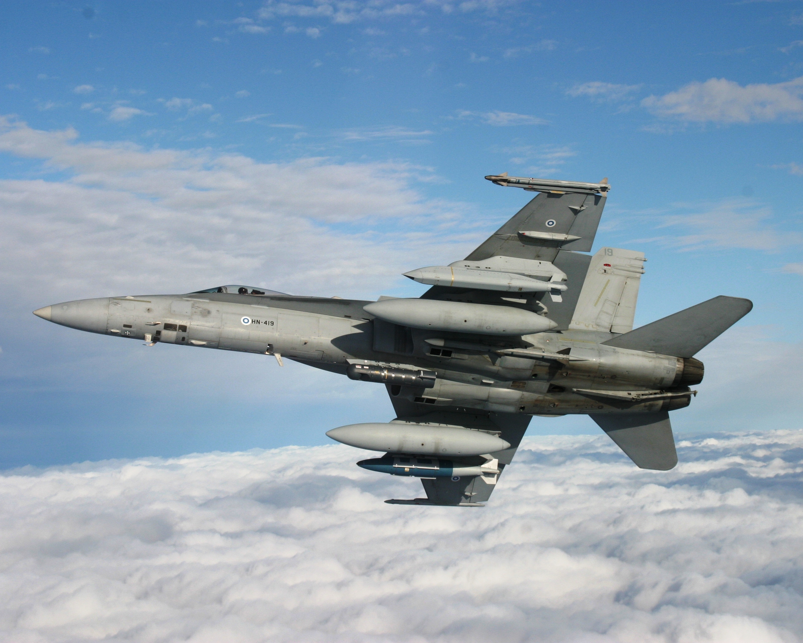 Laden Sie das Militär, Düsenjäger, Mcdonnell Douglas F/a 18 Hornet-Bild kostenlos auf Ihren PC-Desktop herunter