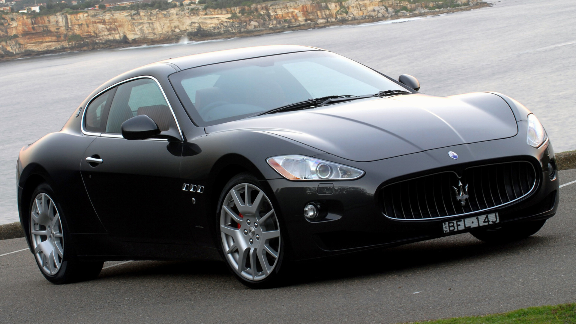 Handy-Wallpaper Maserati, Autos, Maserati Granturismo, Fahrzeuge, Großer Tourer, Schwarzes Auto kostenlos herunterladen.