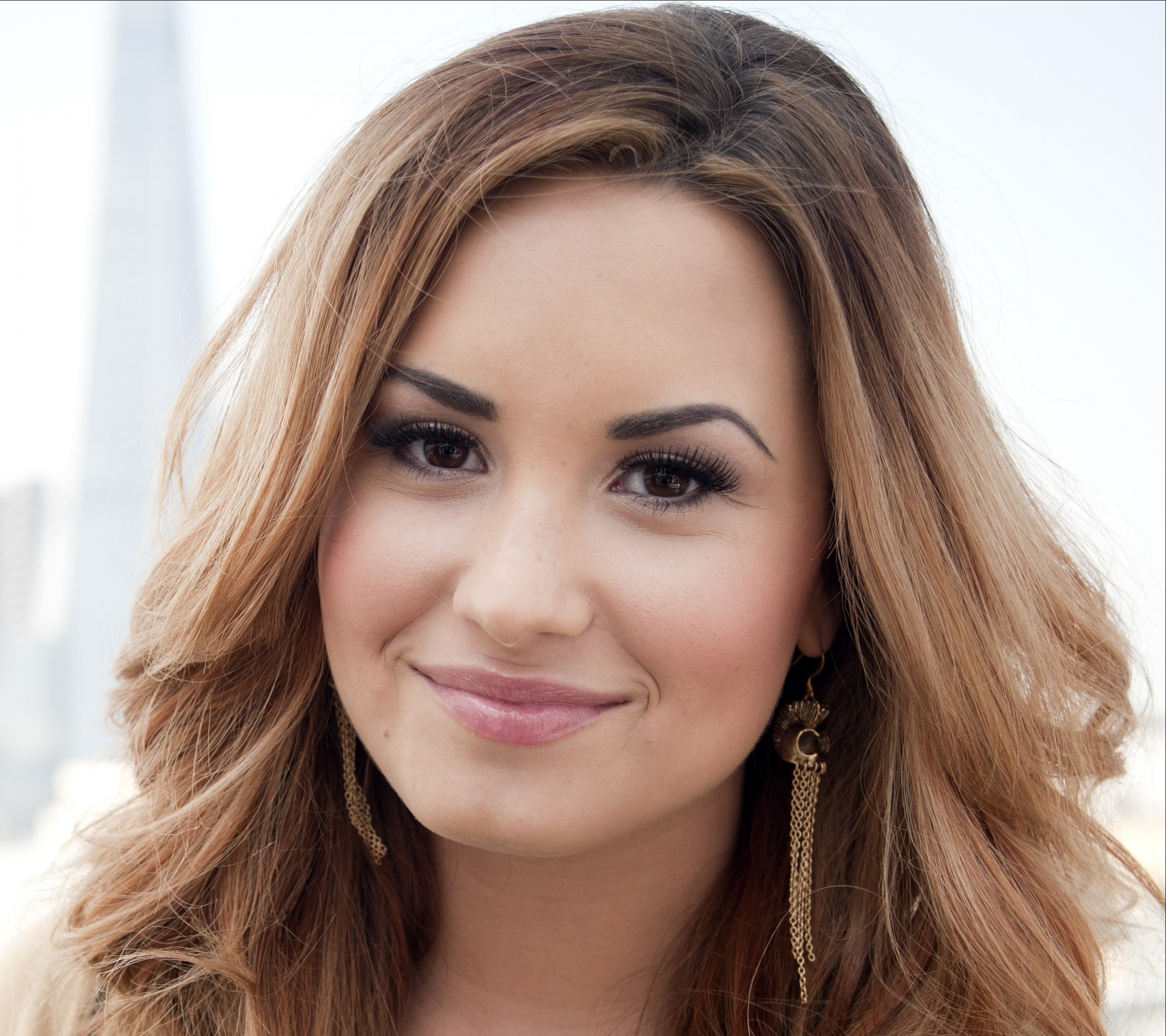 Download mobile wallpaper Music, Singer, American, Actress, Demi Lovato for free.