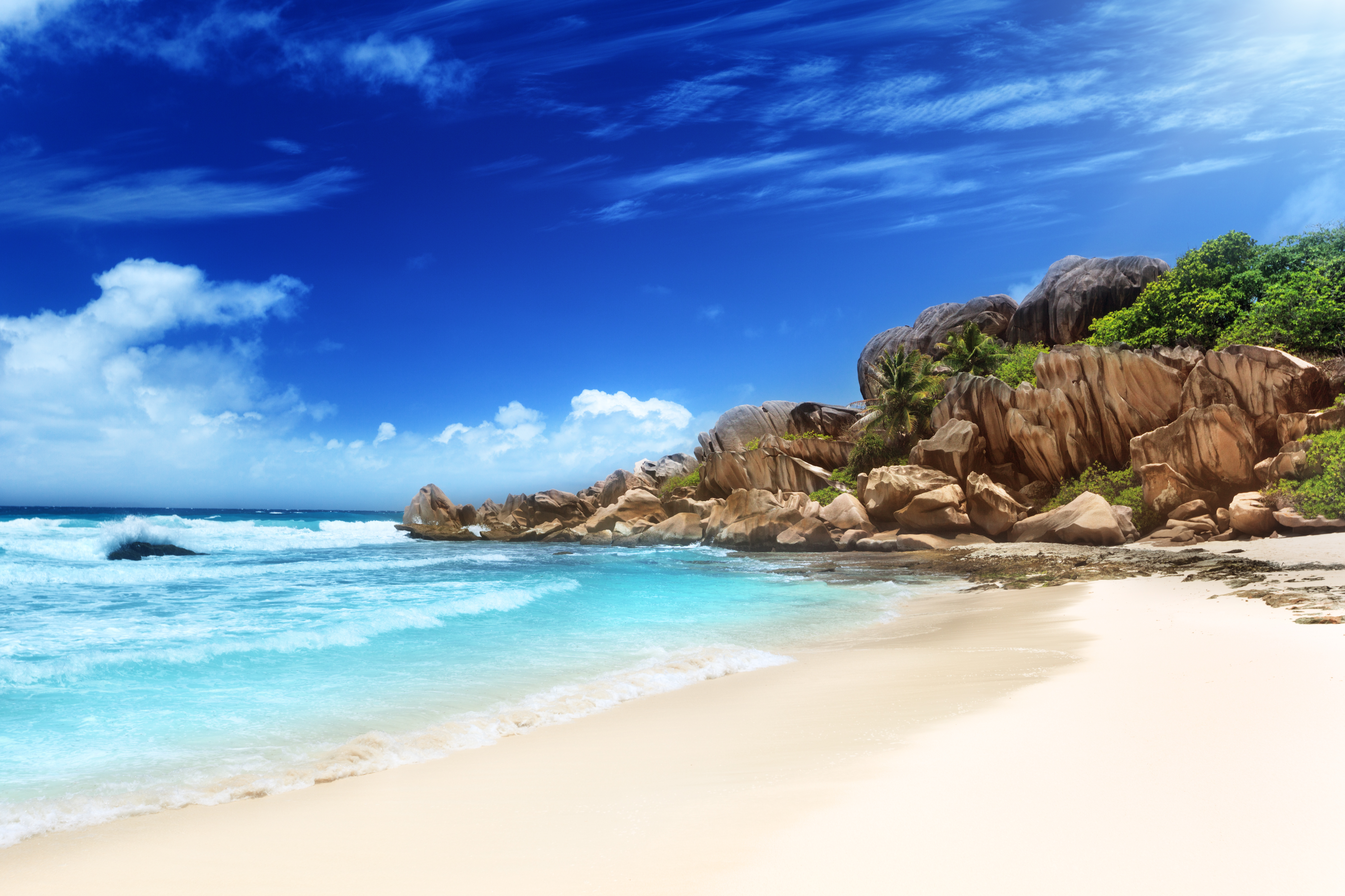 1522939 télécharger le fond d'écran îles seychelloises, l'île de la digue, les seychelles, terre/nature, tropical, plage, océan, le sable, rivage, ciel, tropiques - économiseurs d'écran et images gratuitement