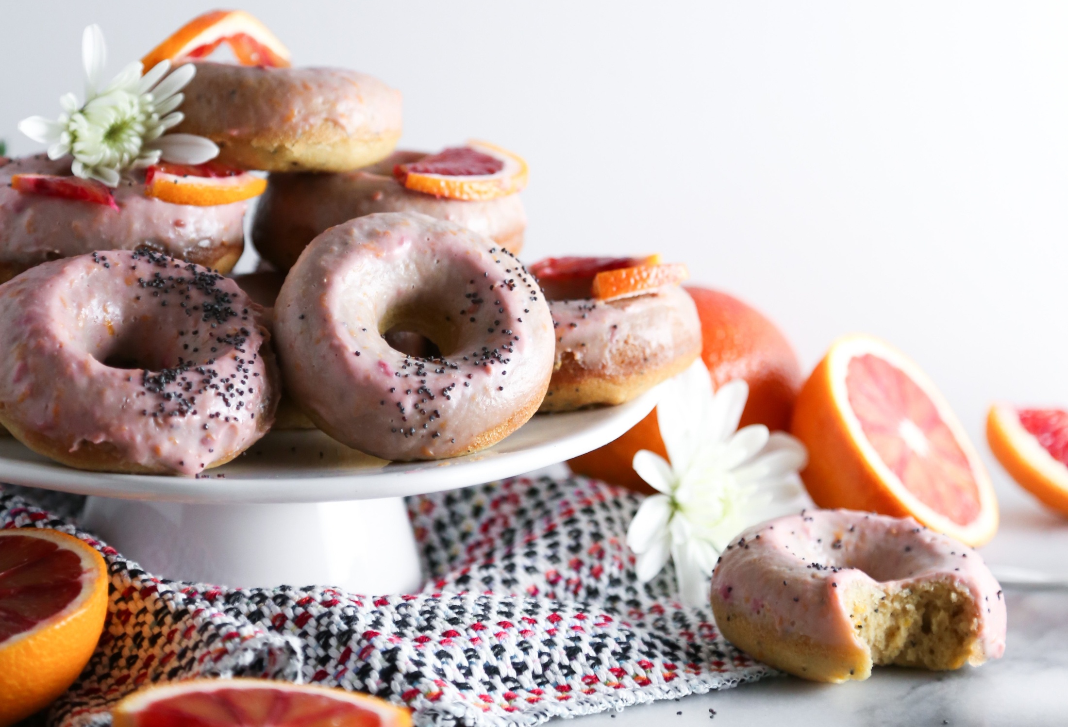 Descarga gratis la imagen Dulces, Alimento, Bodegón, Donut en el escritorio de tu PC
