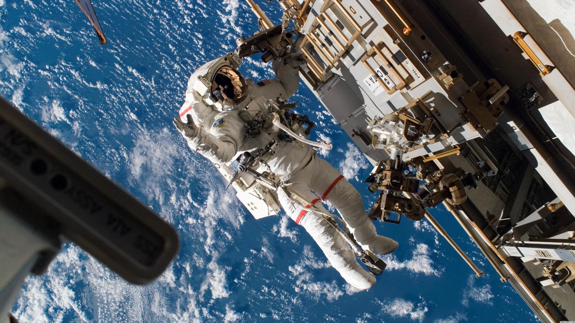 1485542 descargar imagen estación espacial internacional, hecho por el hombre, nasa, astronauta, espacio: fondos de pantalla y protectores de pantalla gratis