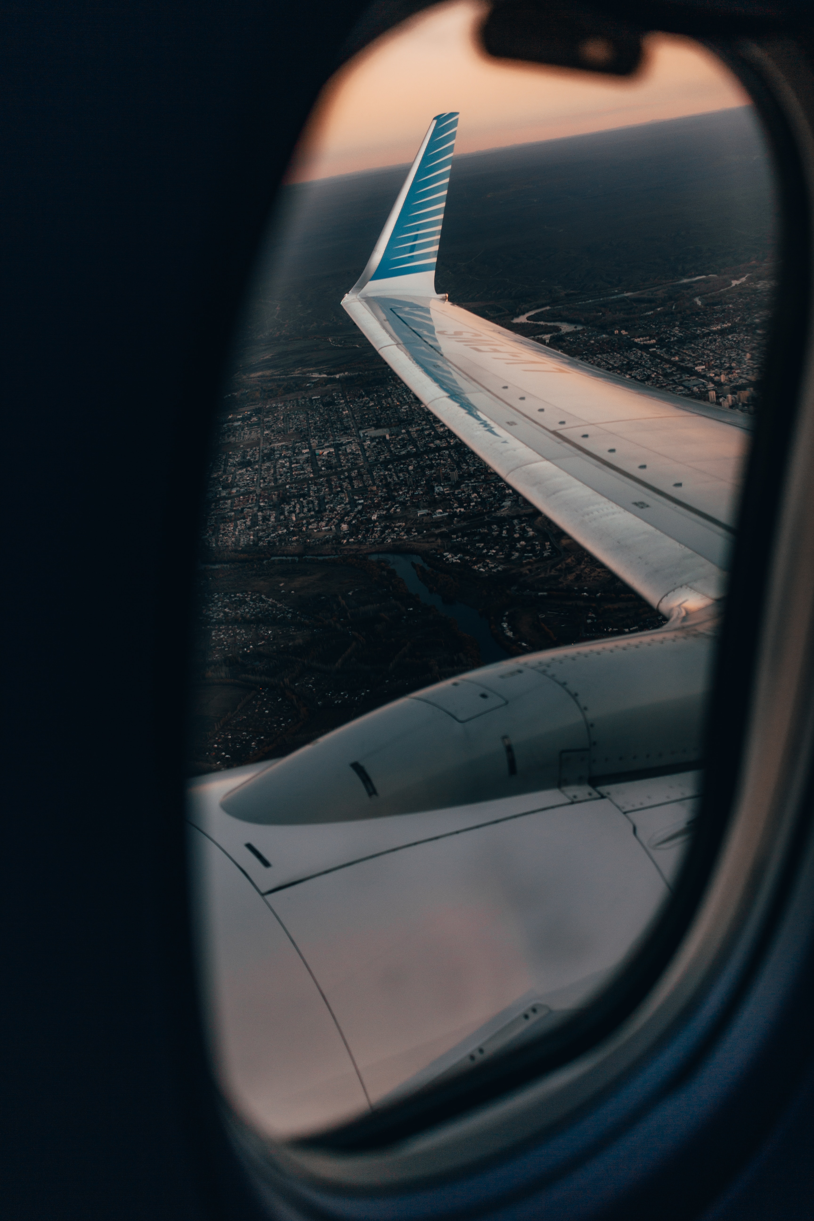 overview, miscellanea, miscellaneous, review, porthole, wing, plane, airplane, view