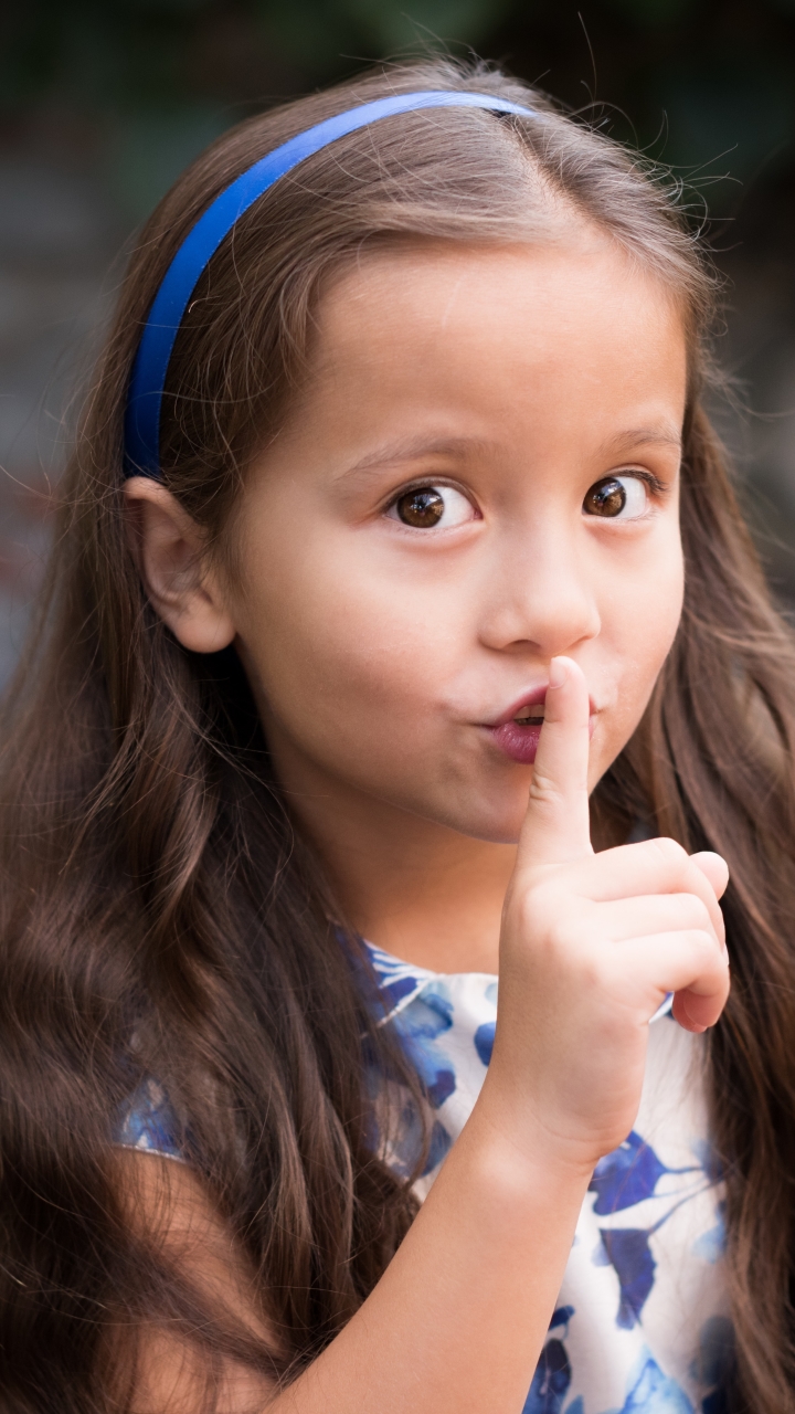 Download mobile wallpaper Child, Brunette, Photography, Brown Eyes, Little Girl for free.