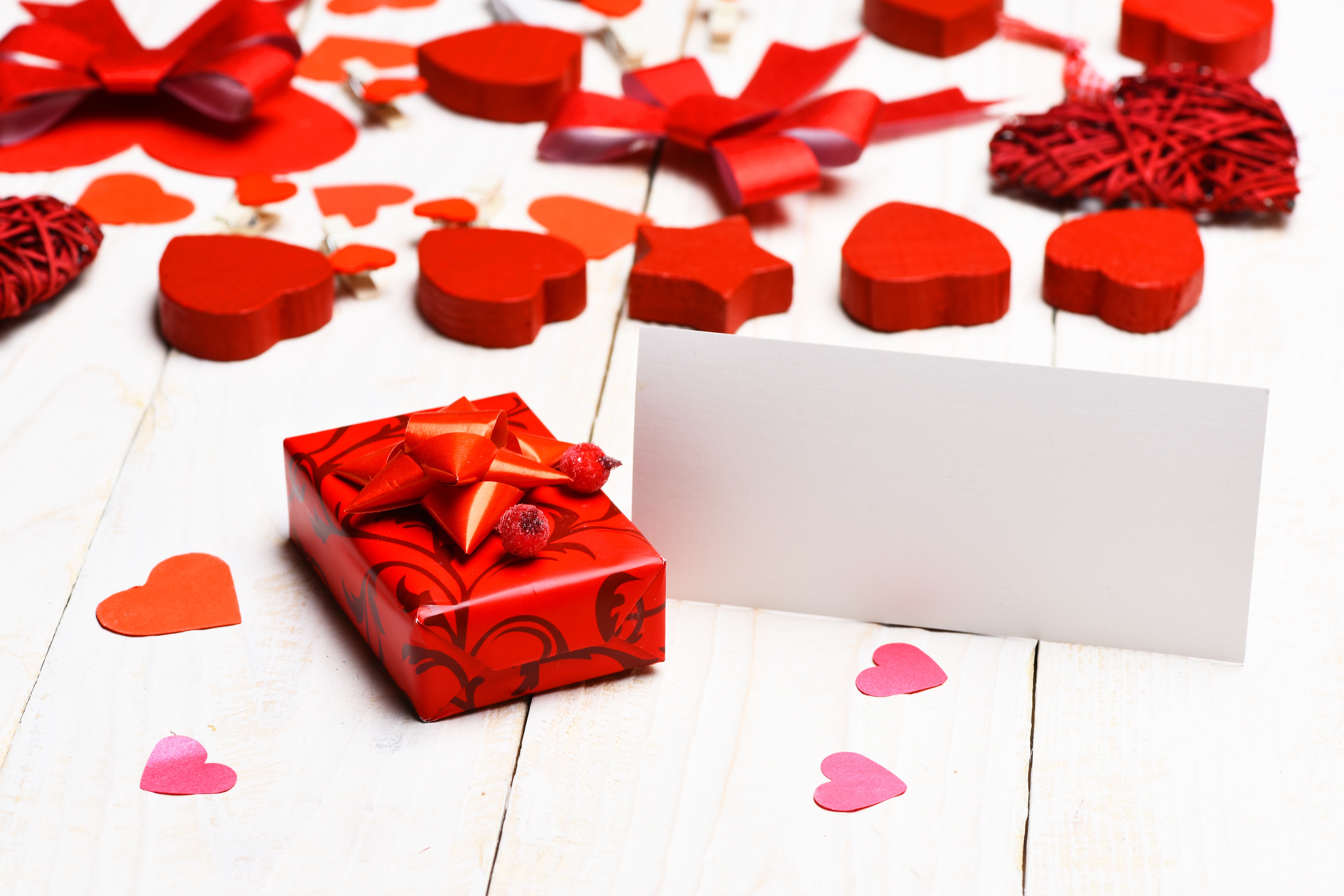 Скачать картинку Любовь, Сердце, Подарки, День Святого Валентина, Праздничные, Романтический в телефон бесплатно.