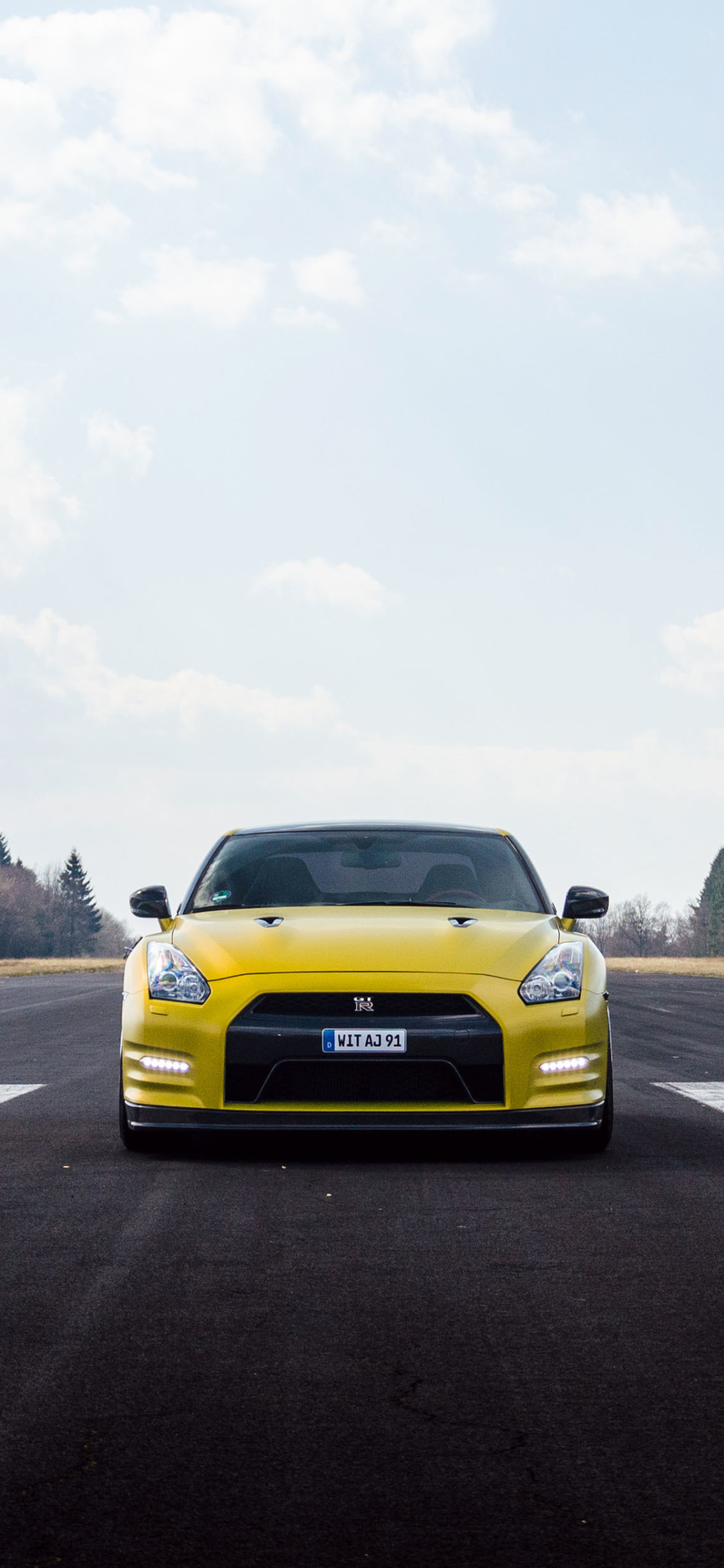 Download mobile wallpaper Nissan, Car, Nissan Gt R, Vehicle, Vehicles, Yellow Car for free.