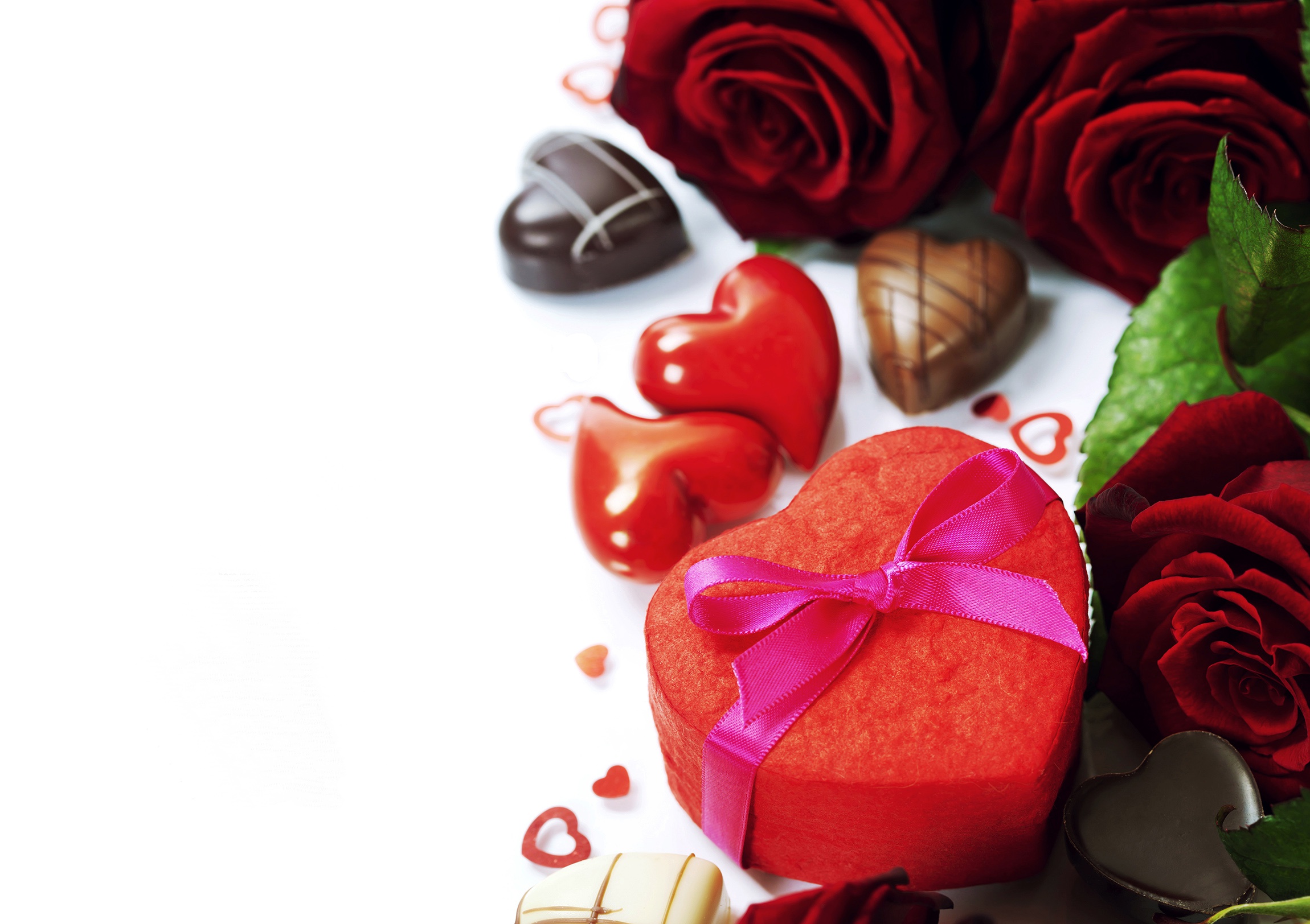 Laden Sie das Feiertage, Valentinstag, Rose, Geschenk, Herz, Romantisch, Stillleben-Bild kostenlos auf Ihren PC-Desktop herunter