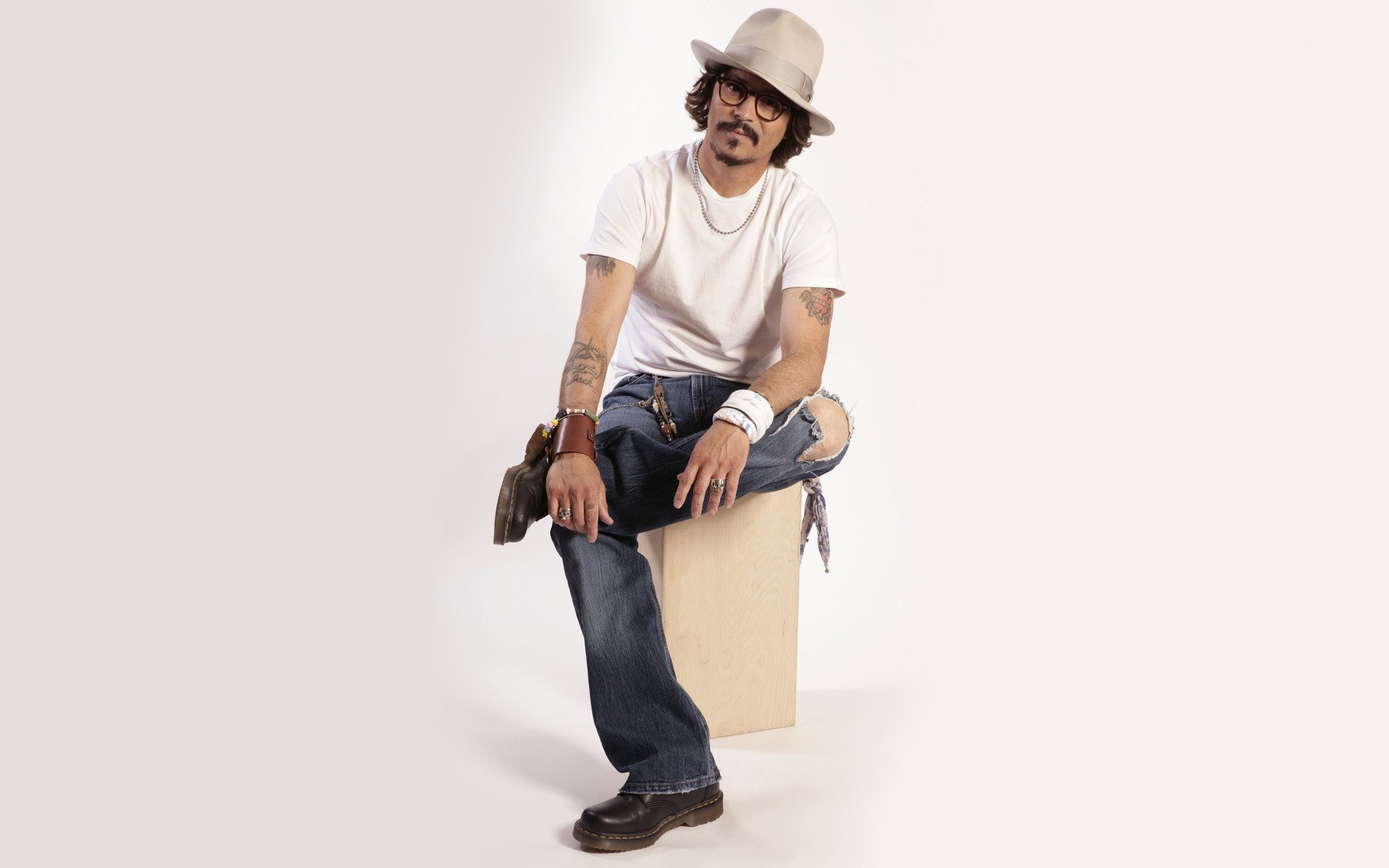 Free download wallpaper Johnny Depp, Celebrity on your PC desktop