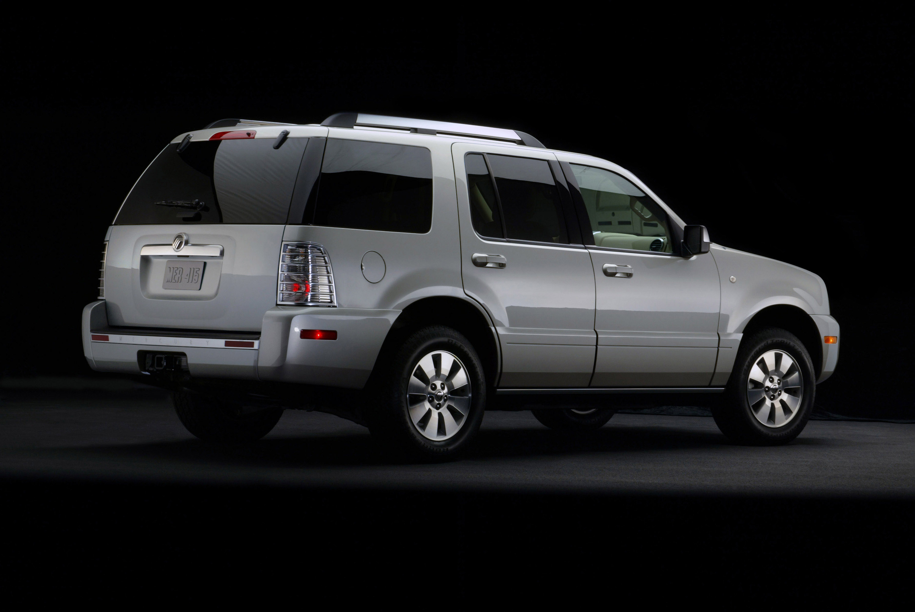 Download mobile wallpaper Mercury, Vehicles, Mercury Mountaineer for free.