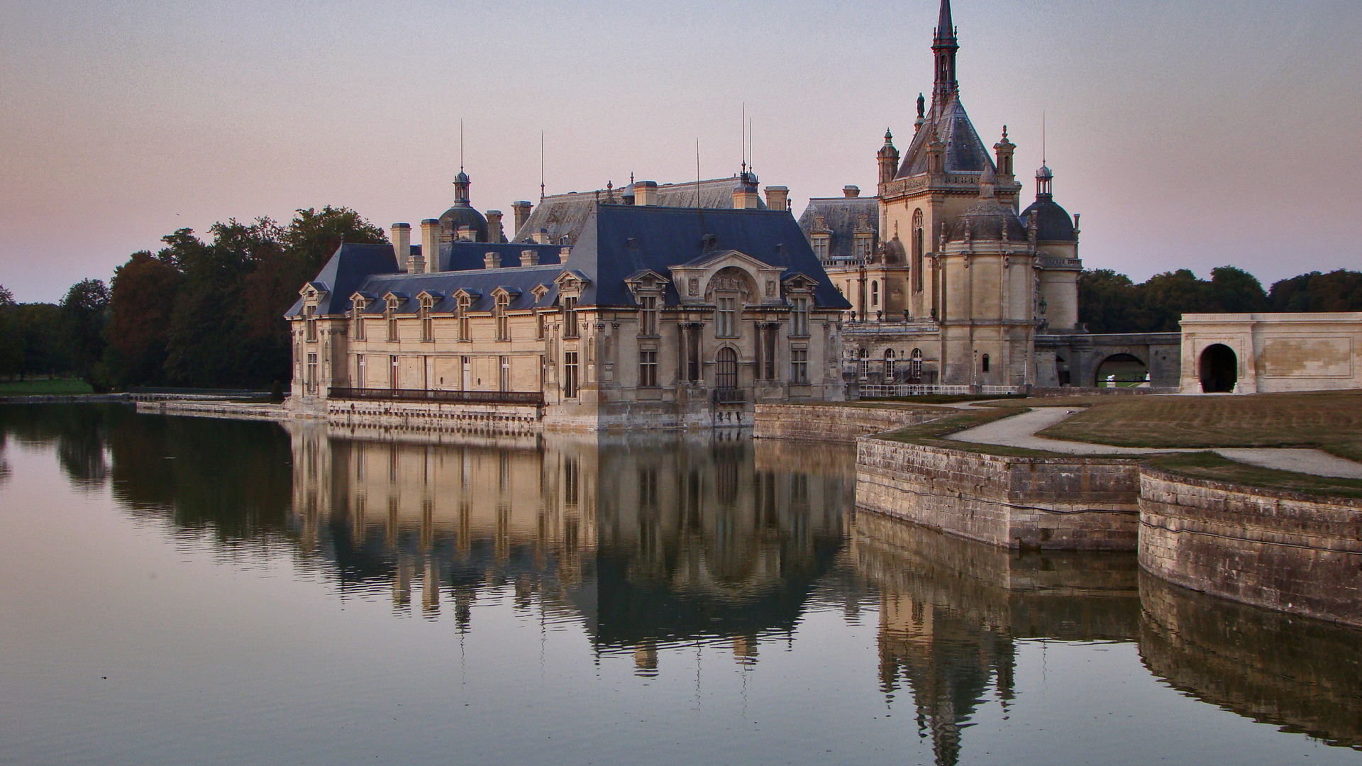 Laden Sie Schloss De Chantilly HD-Desktop-Hintergründe herunter
