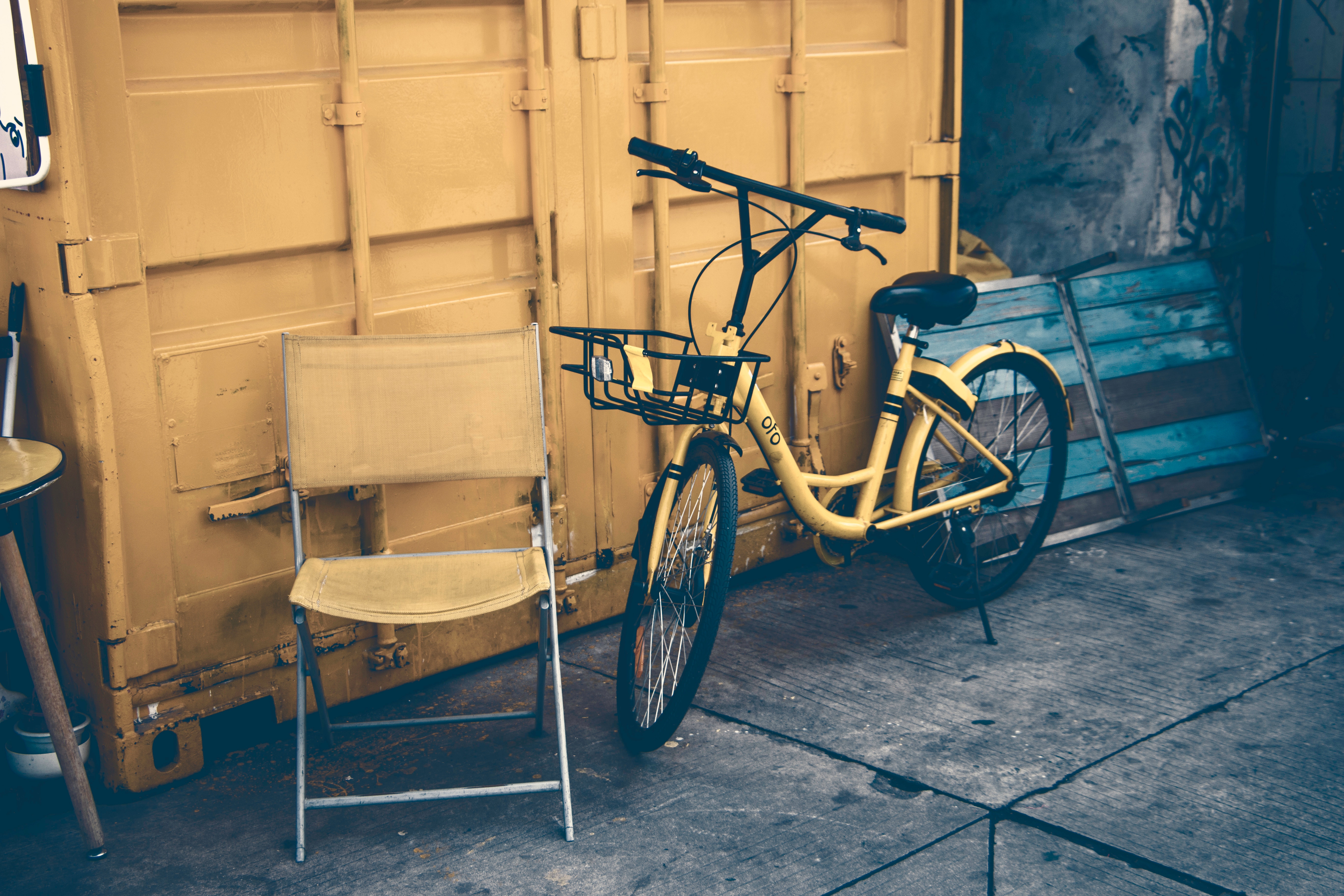 yellow, miscellaneous, bicycle, miscellanea, door HD wallpaper