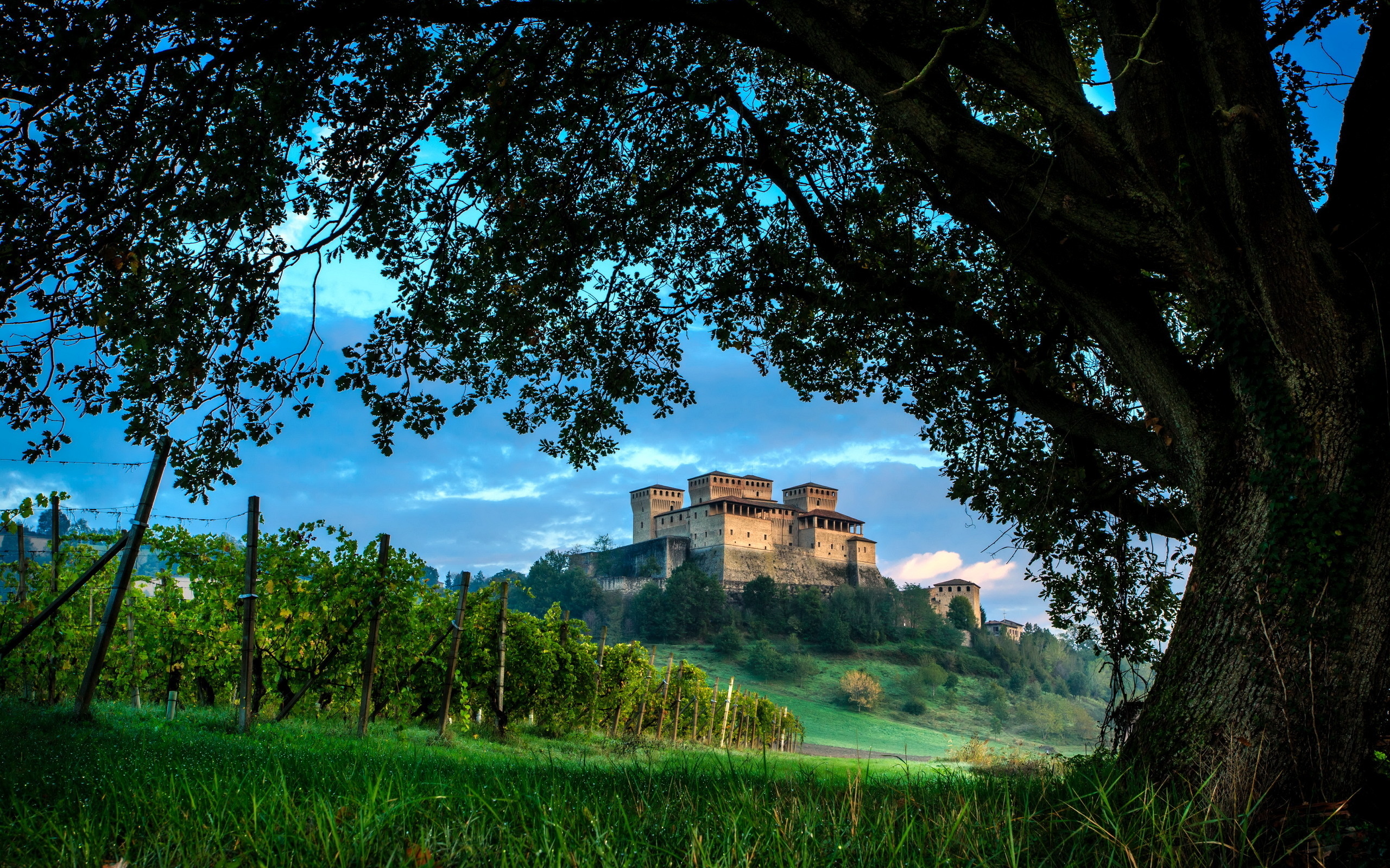 Handy-Wallpaper Menschengemacht, Schloss, Schlösser kostenlos herunterladen.