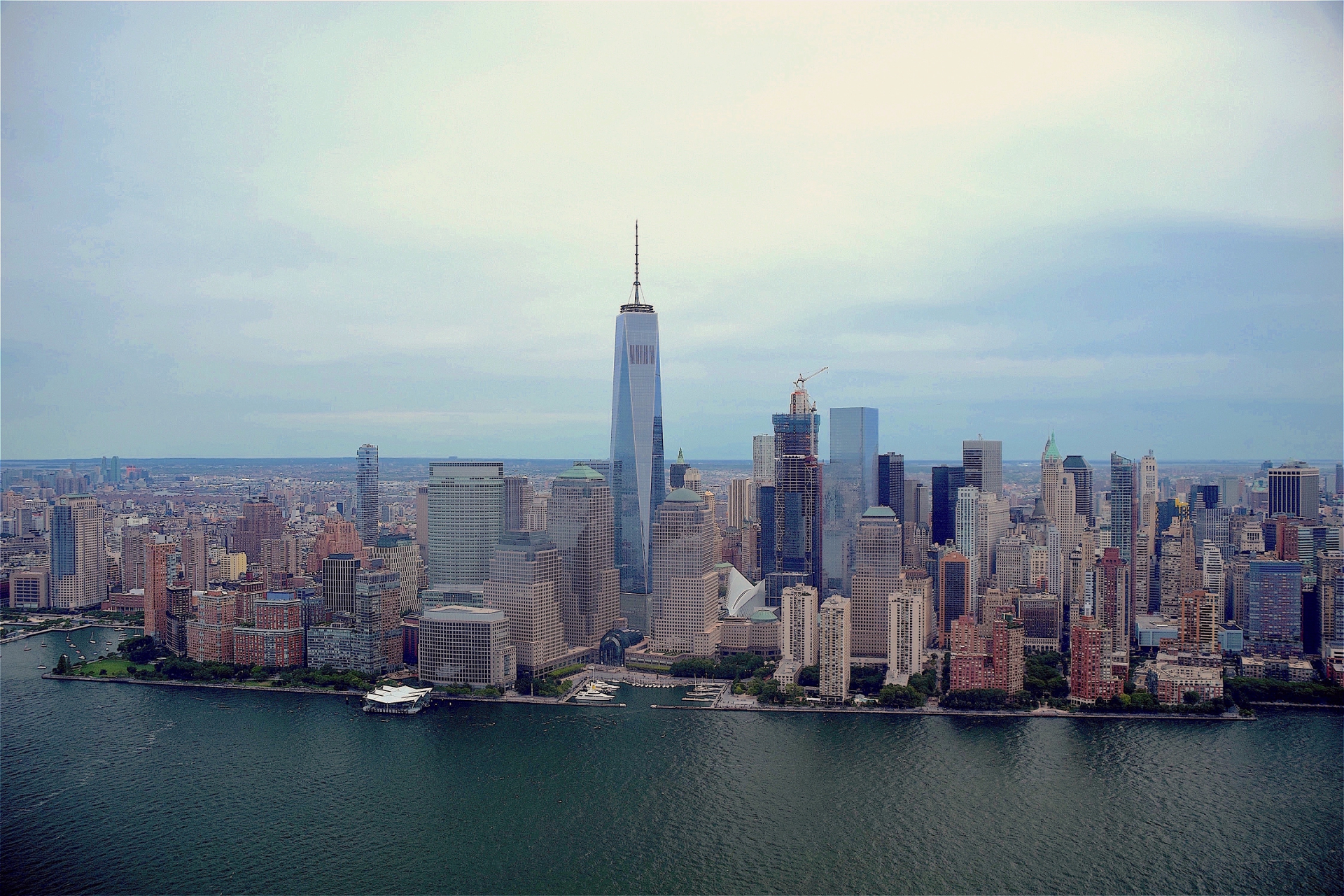 Скачать обои бесплатно Города, Горизонт, Нью Йорк, Небоскрёб, Сделано Человеком, Манхэттен картинка на рабочий стол ПК