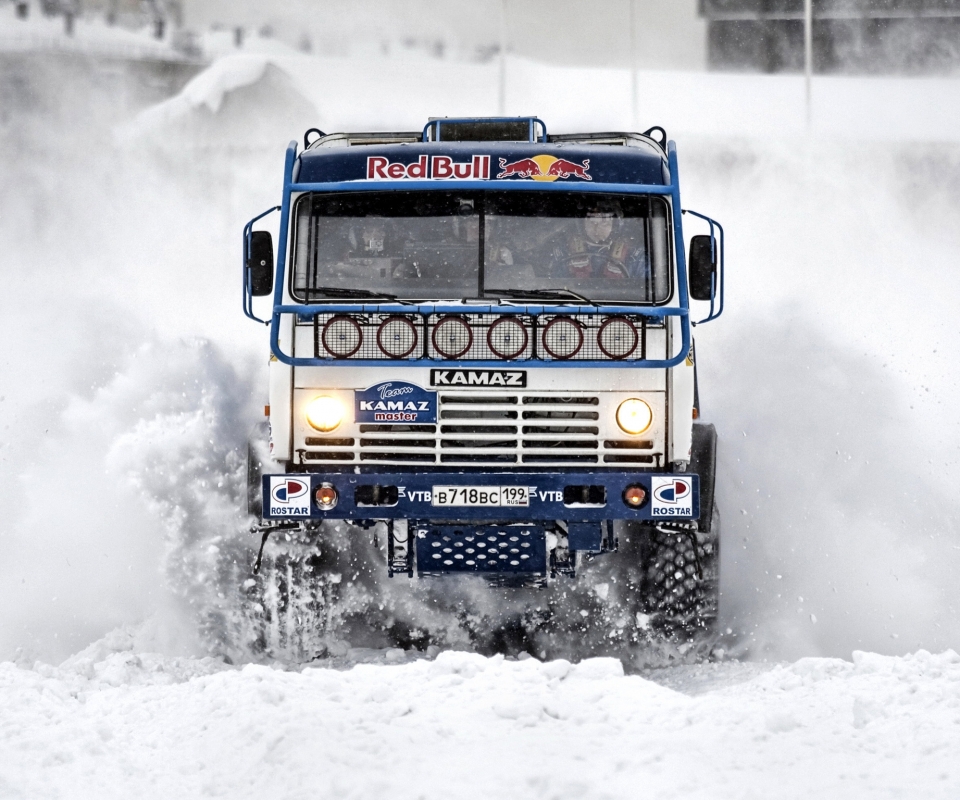 Handy-Wallpaper Winter, Schnee, Fahrzeuge, Kamaz kostenlos herunterladen.
