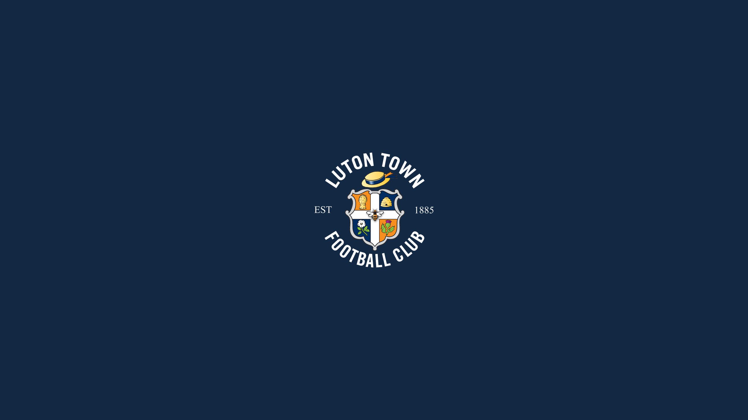 Download mobile wallpaper Sports, Logo, Emblem, Soccer, Luton Town F C for free.