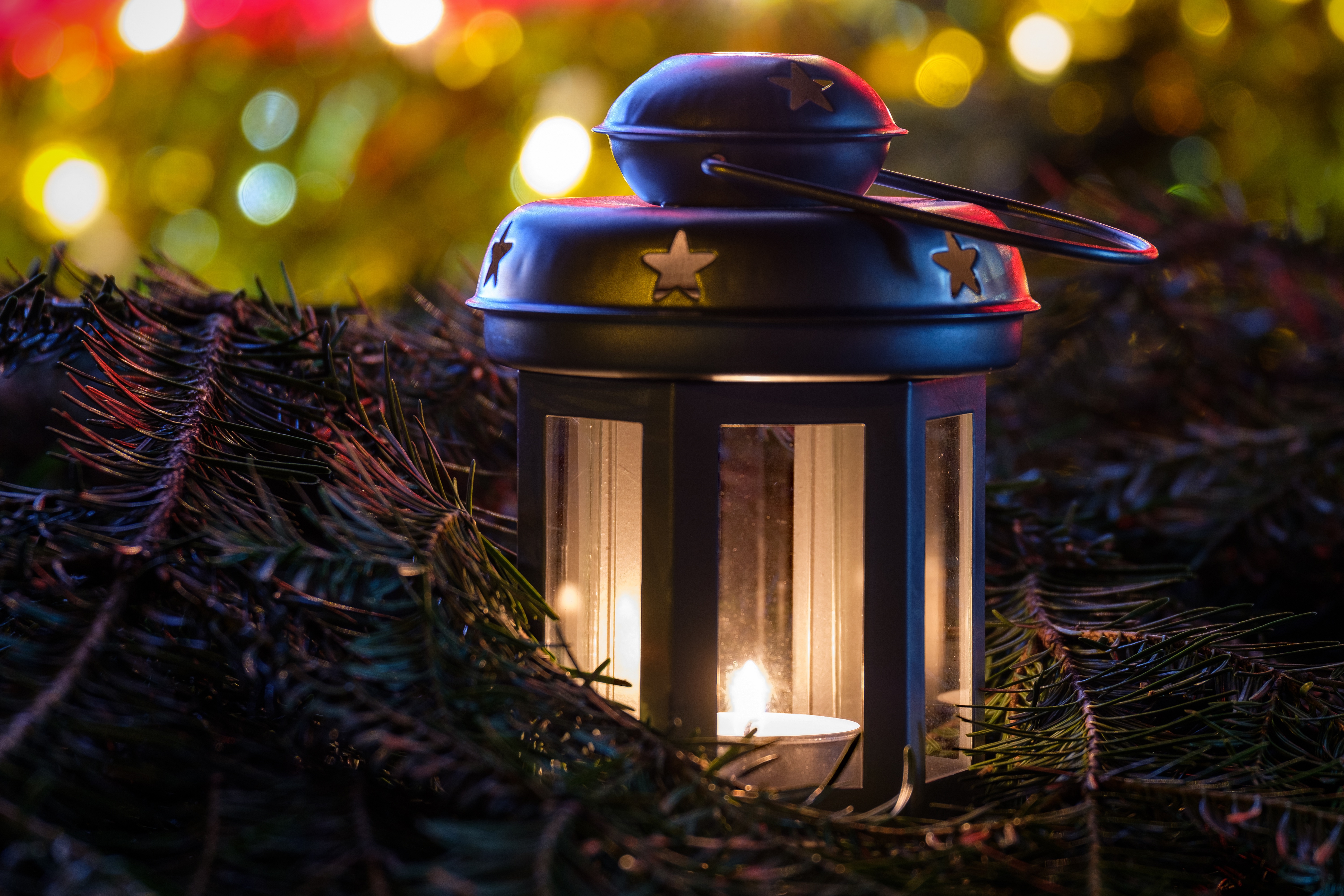 Download mobile wallpaper Christmas, Holiday, Lantern, Candle for free.