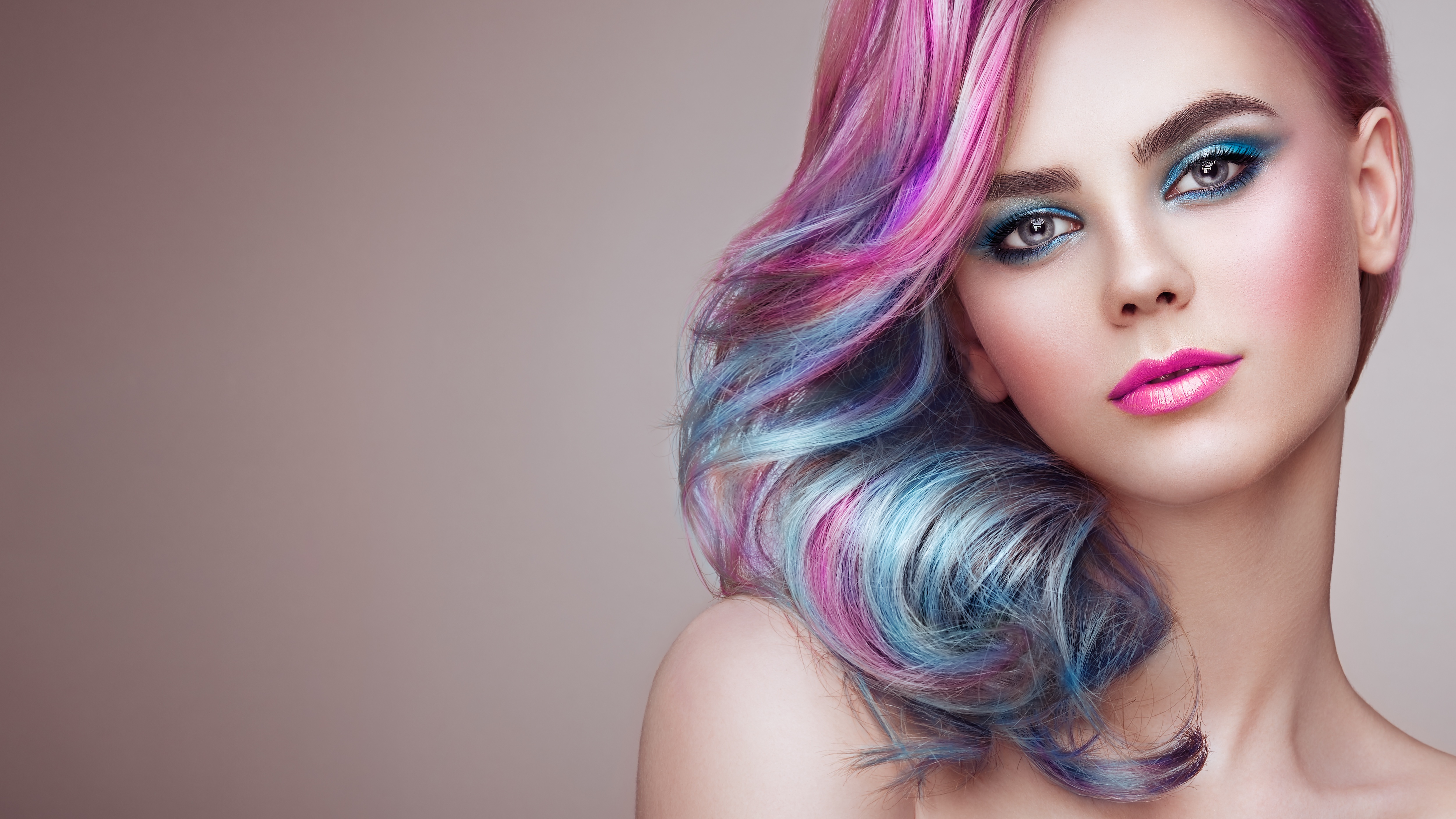 Download mobile wallpaper Face, Model, Women, Blue Eyes, Lipstick, Two Toned Hair for free.