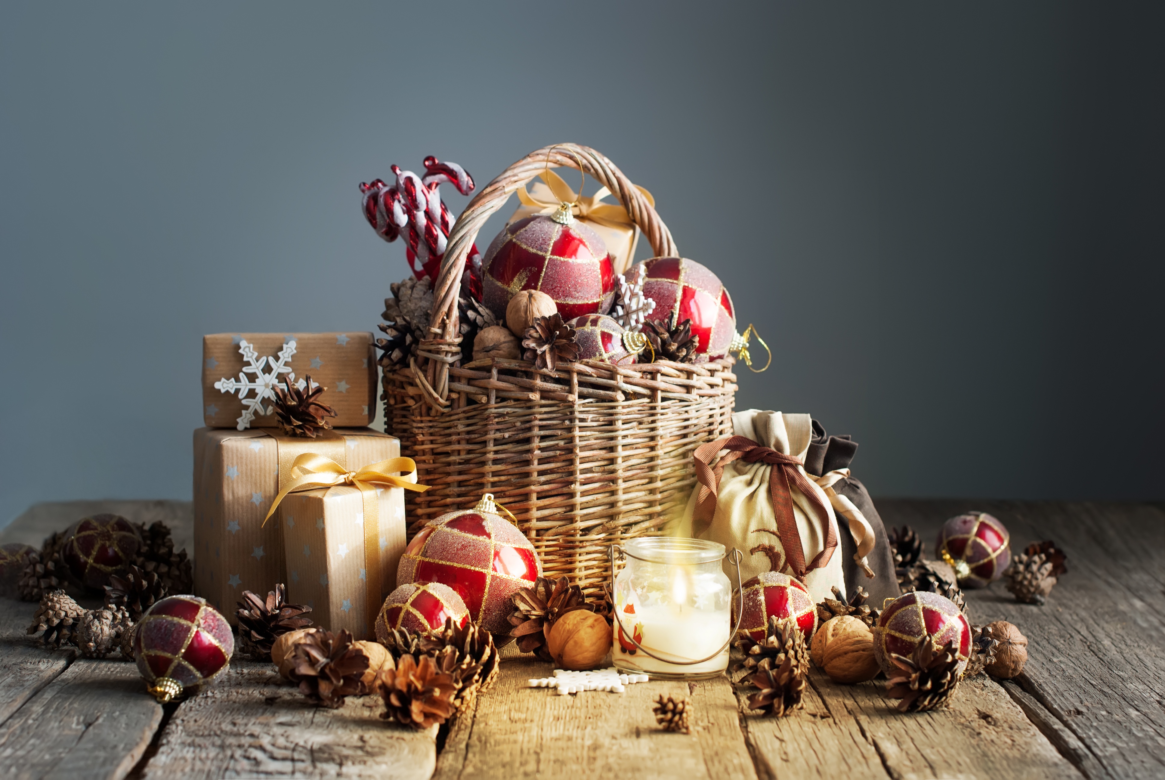 Завантажити шпалери безкоштовно Різдво, Свято, Подарунок, Свічка, Різдвяні Прикраси картинка на робочий стіл ПК