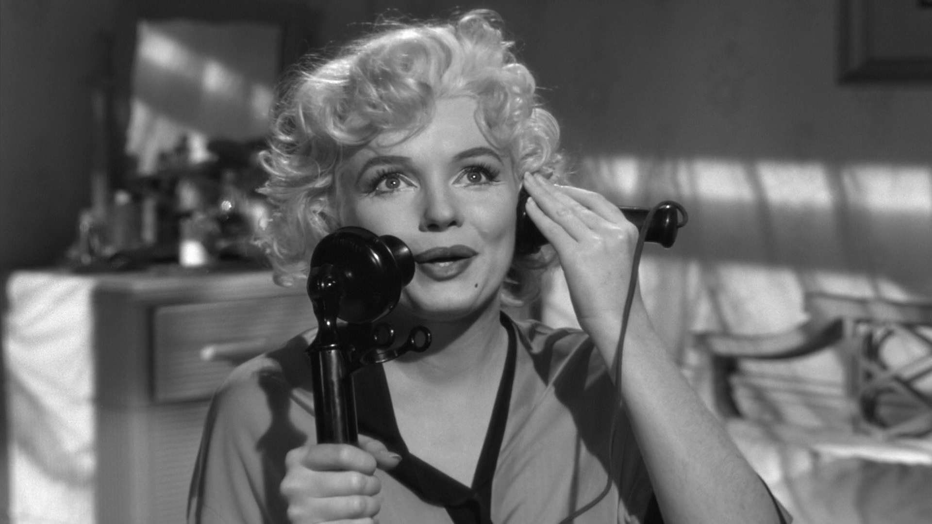 Descarga gratuita de fondo de pantalla para móvil de Marilyn Monroe, Películas, Con Faldas Y A Lo Loco.