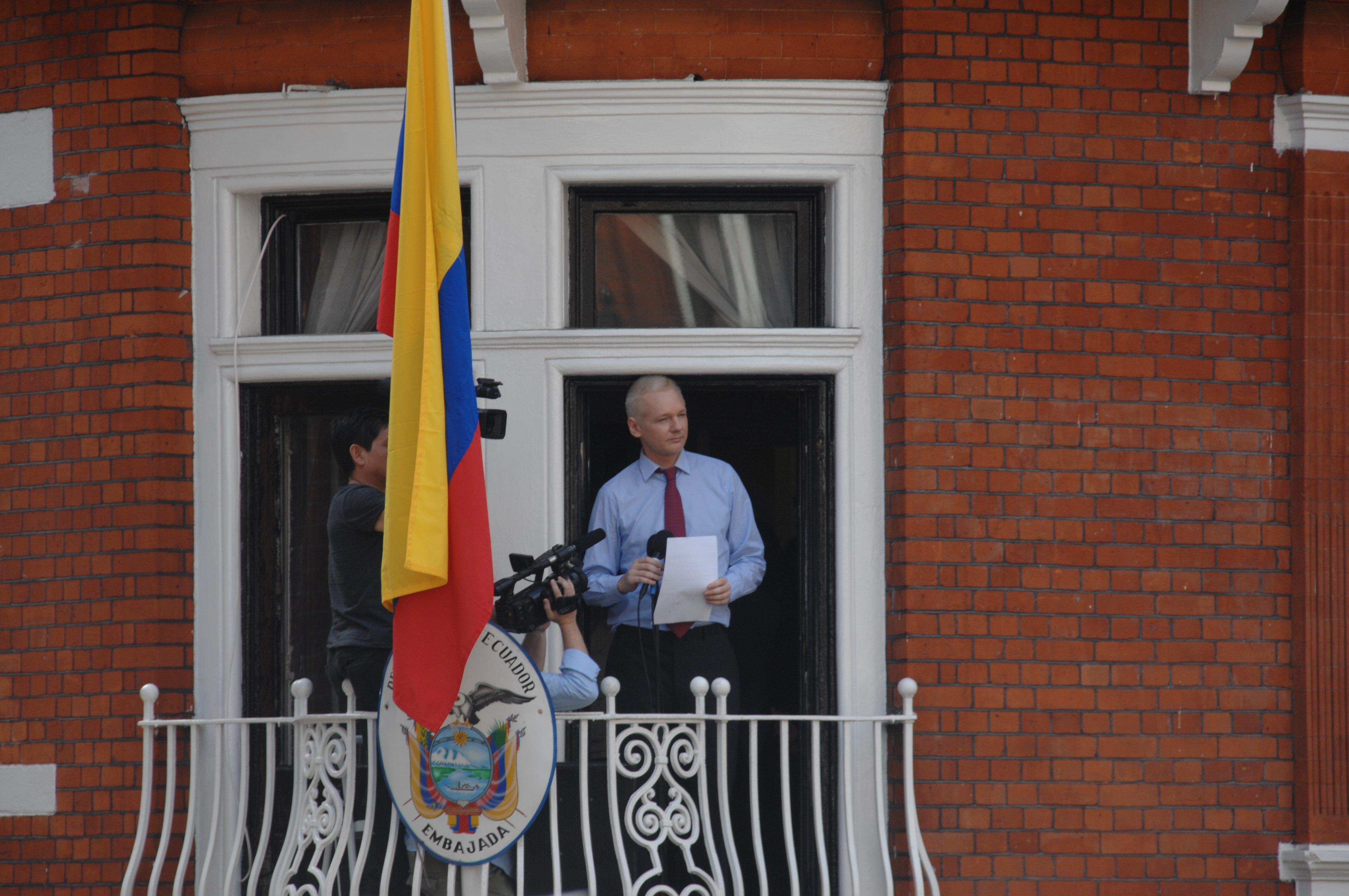 Los mejores fondos de pantalla de Embajada De Ecuador para la pantalla del teléfono